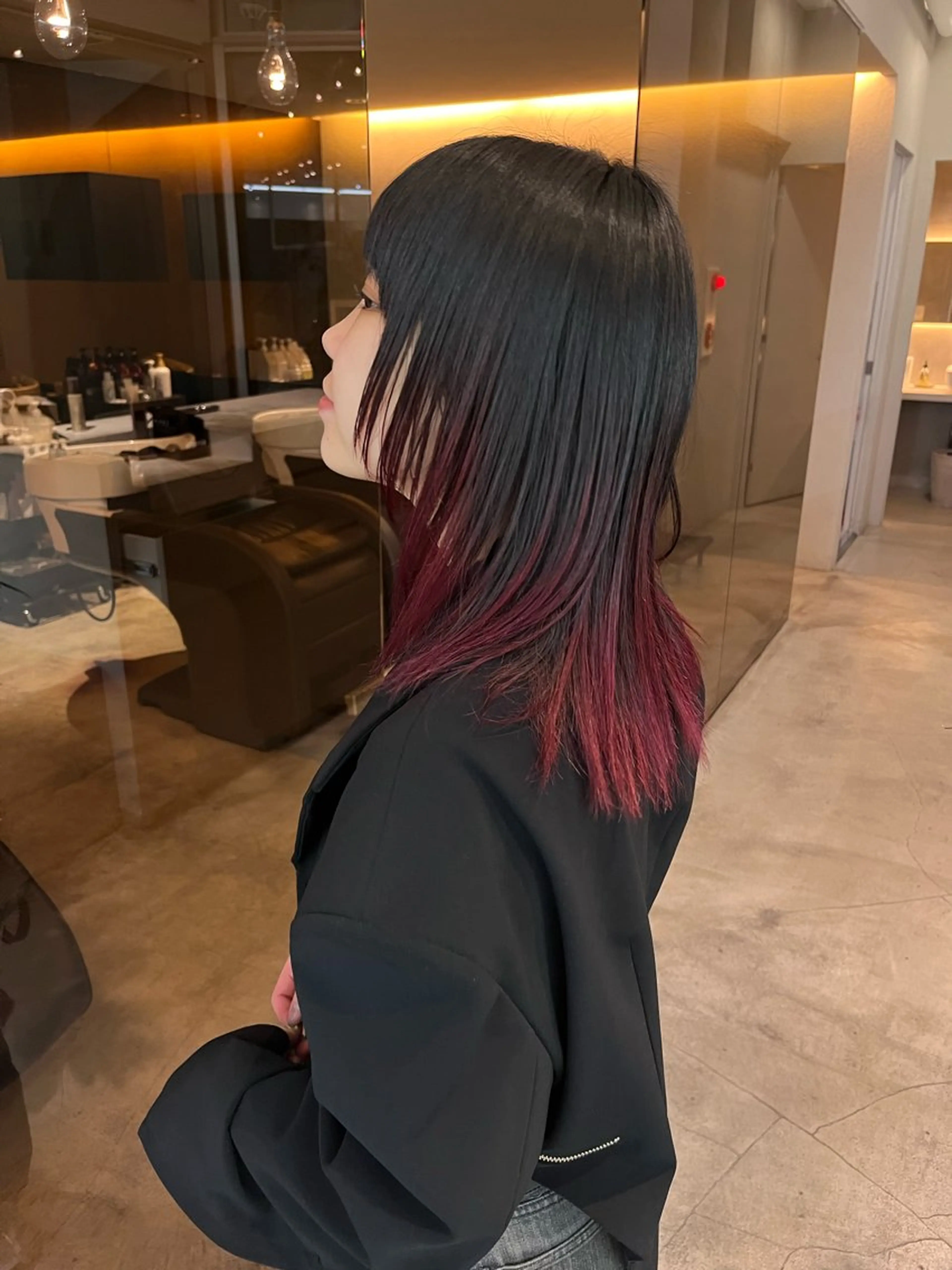 [ちょこっとだけ、でも気分変わる🫶🏻]ポイントブリーチ➕カラーの写真