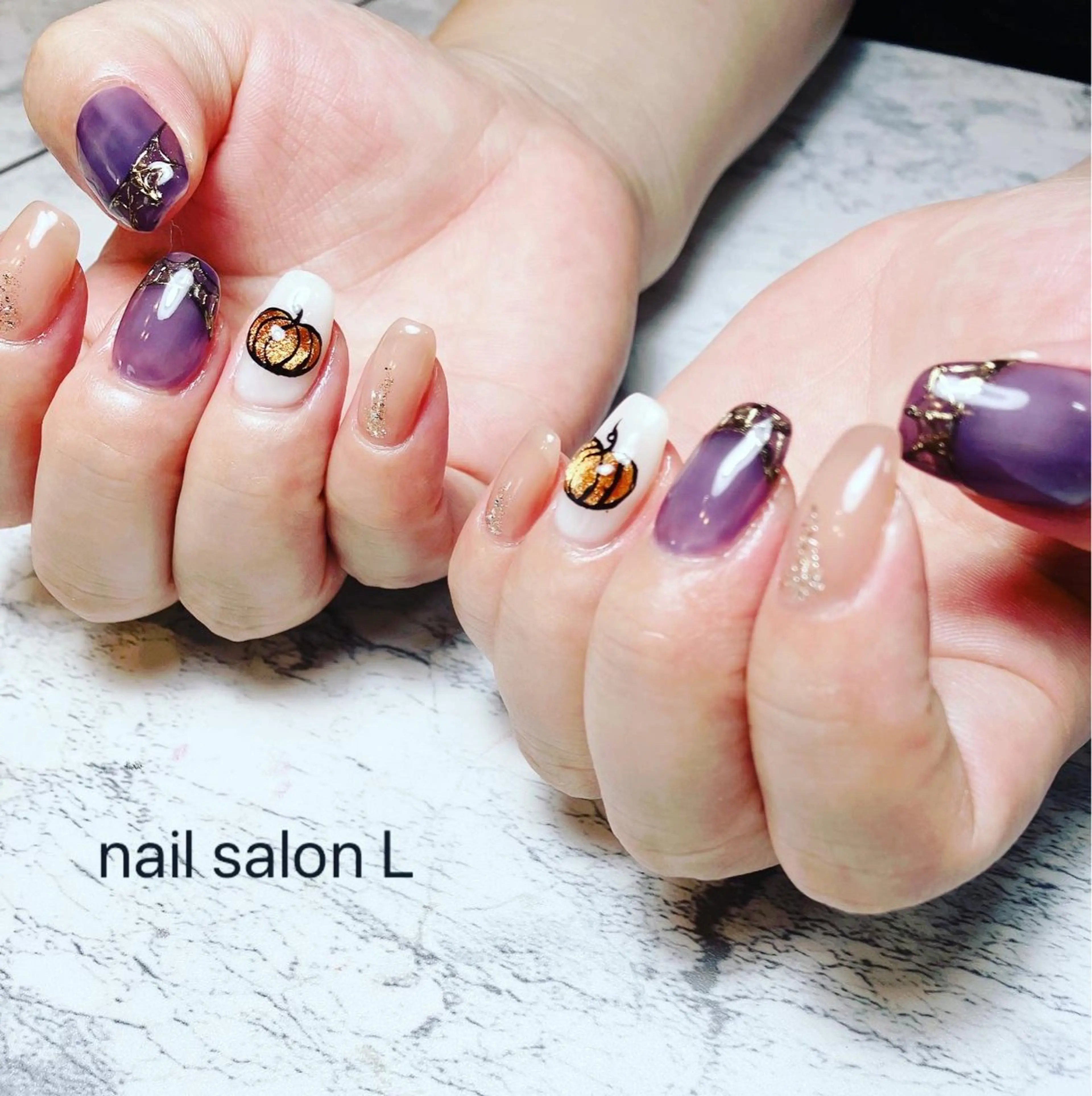 ネイル フレンチネイル ハロウィン キラキラネイル マグネットネイル ハンドネイル 吉川市 ネイルサロンLのネイルデザイン