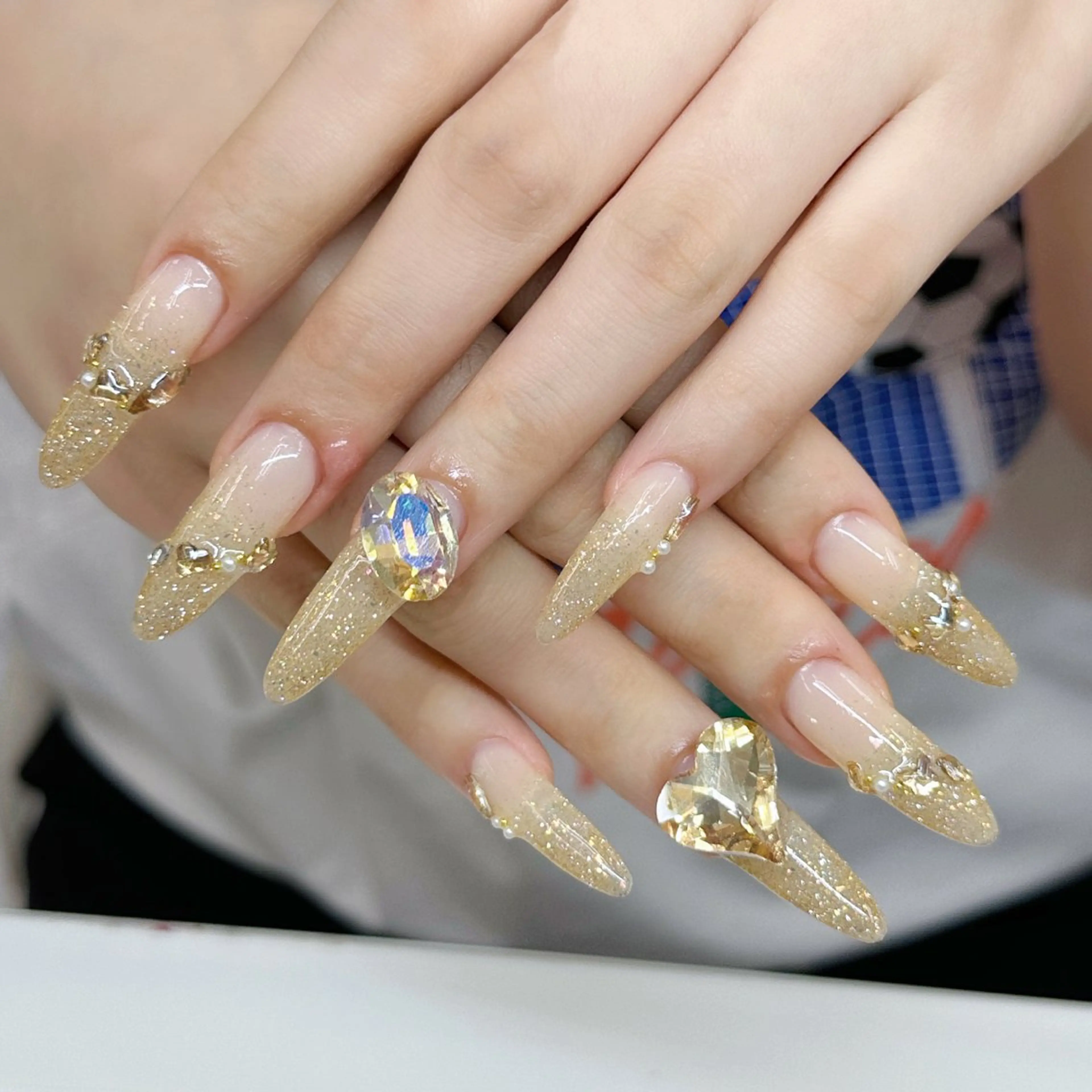 ネイル U+ネイルサロン所属・shan. sのネイルデザイン