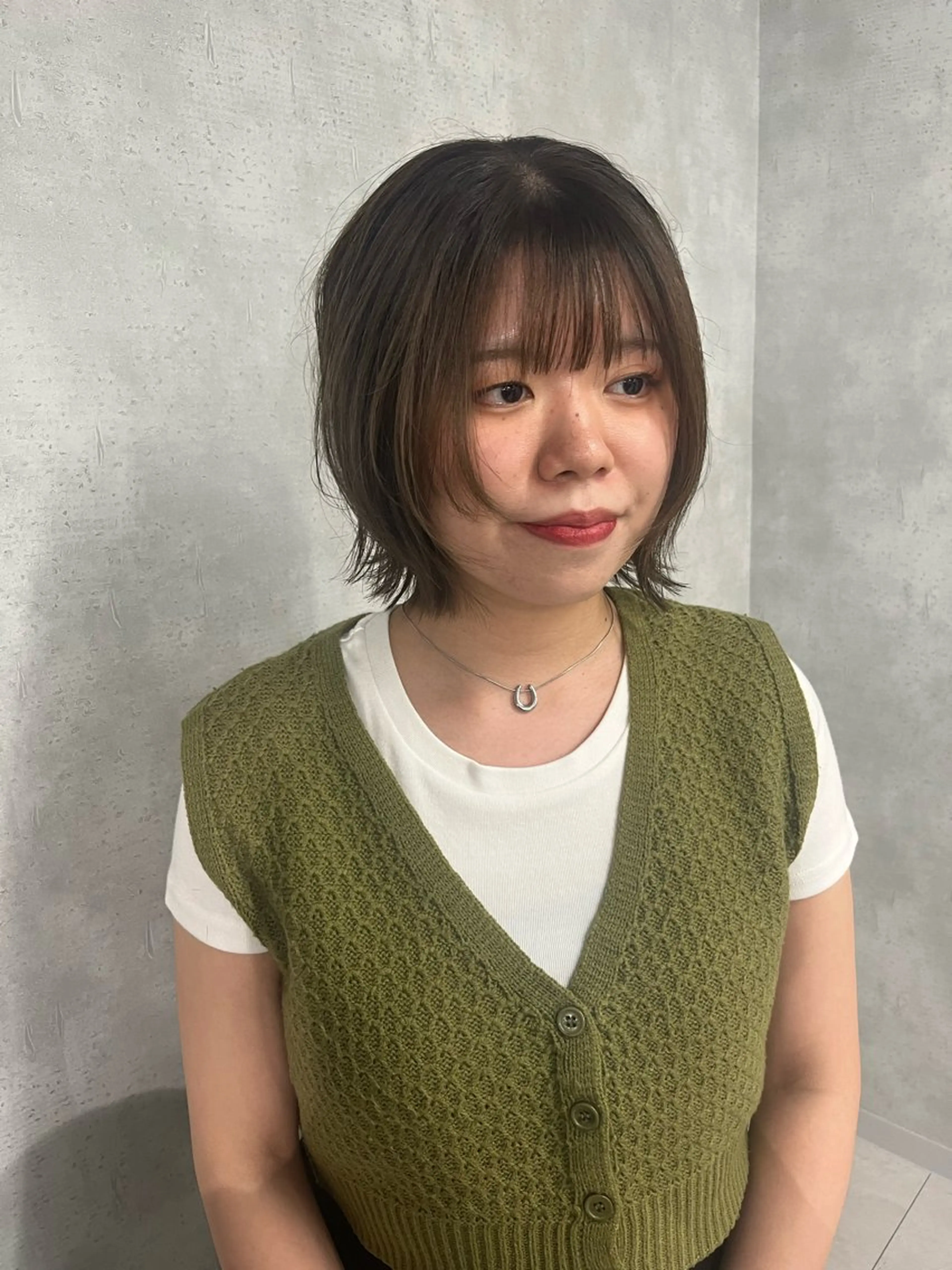 ミディアム ボブレイヤー ボブ レイヤーカット anon Loemのヘアスタイル