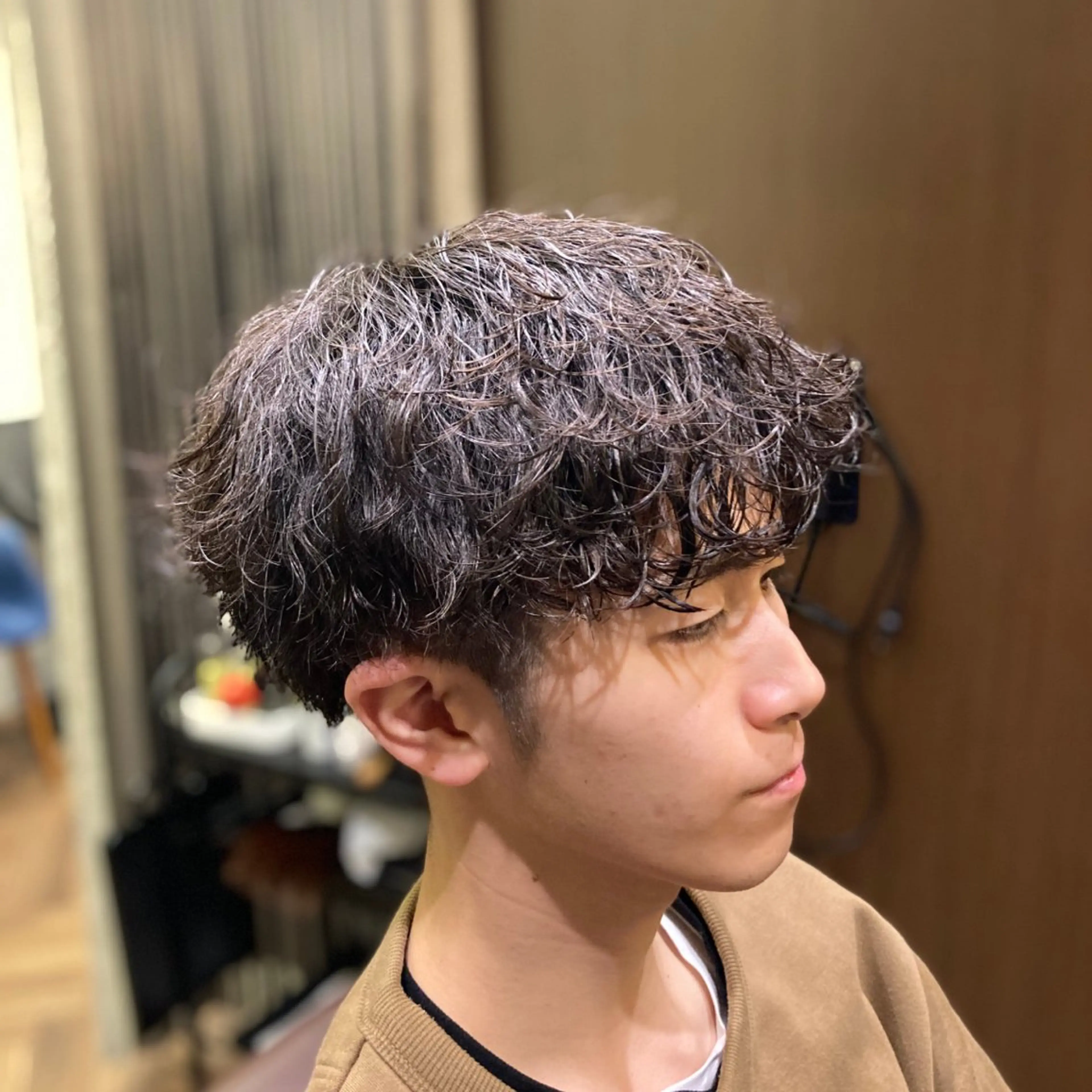 ショート パーマ メンズ マッシュ メンズショート 波巻きパーマ ショートヘア メンズ/ケアパーマ /hayashiのヘアスタイル