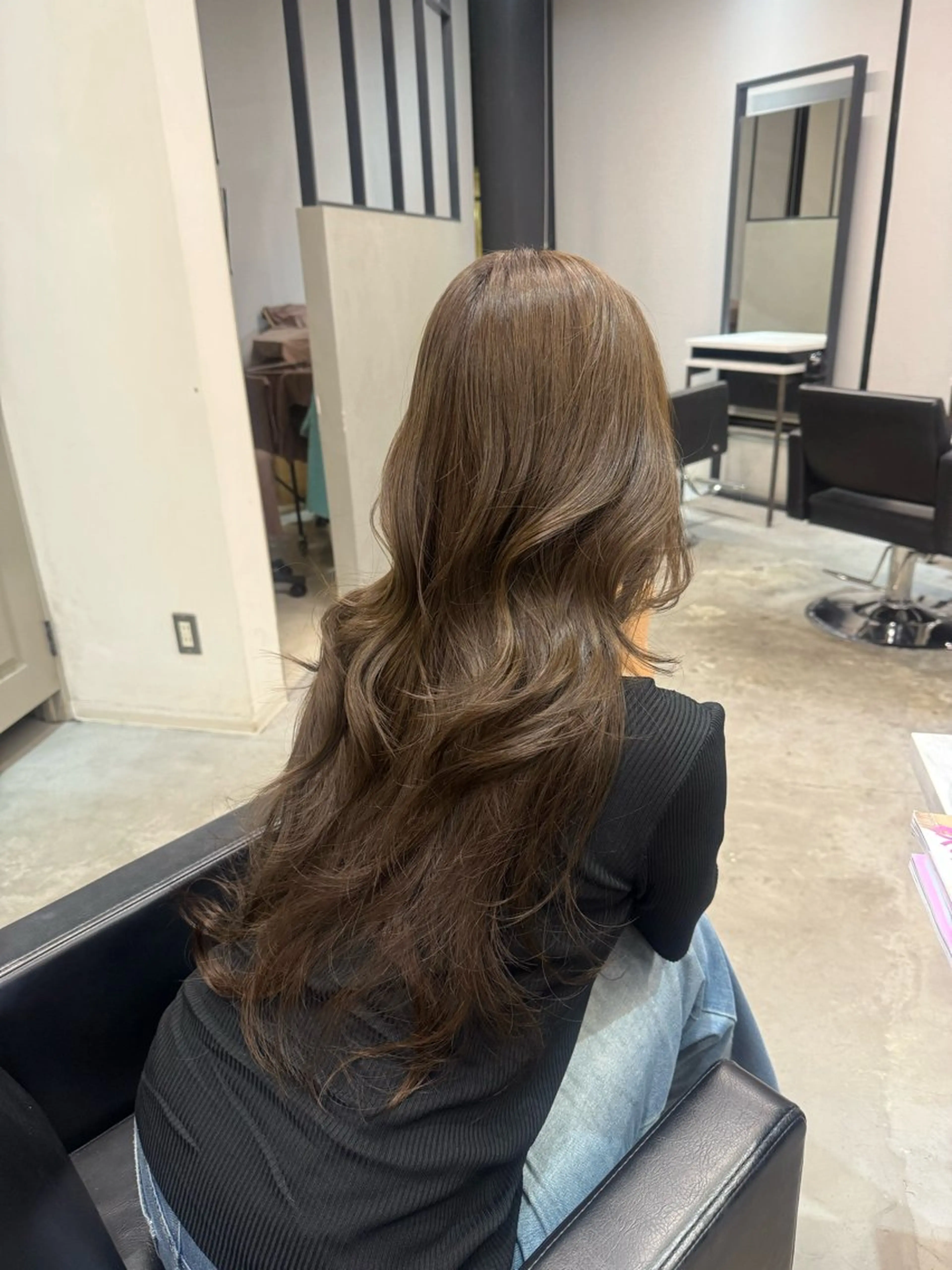 ロング カラー カット ヘアカラー トリートメント 韓国ヘア🇰🇷 YUKINAのヘアスタイル