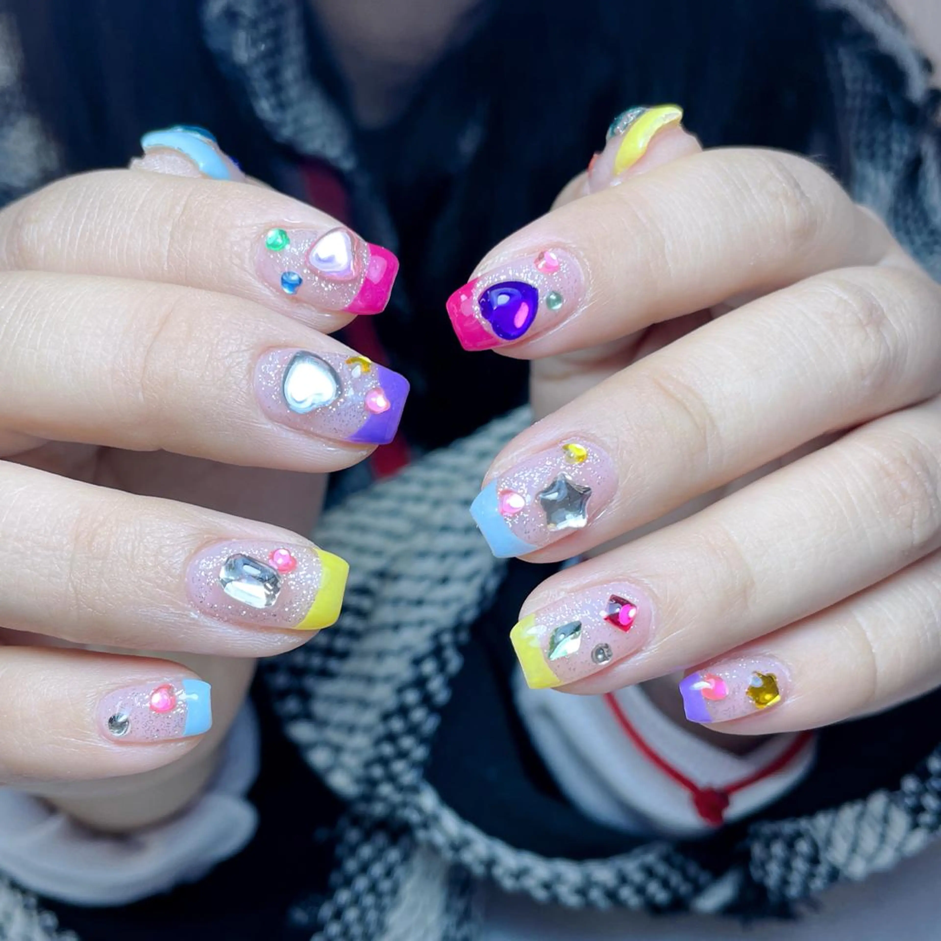 ネイル ハート 韓国ネイル 夏ネイル ワンホンネイル ハンドネイル Melody Nail所属・Melody  3D/スカルプ専門店のネイルデザイン