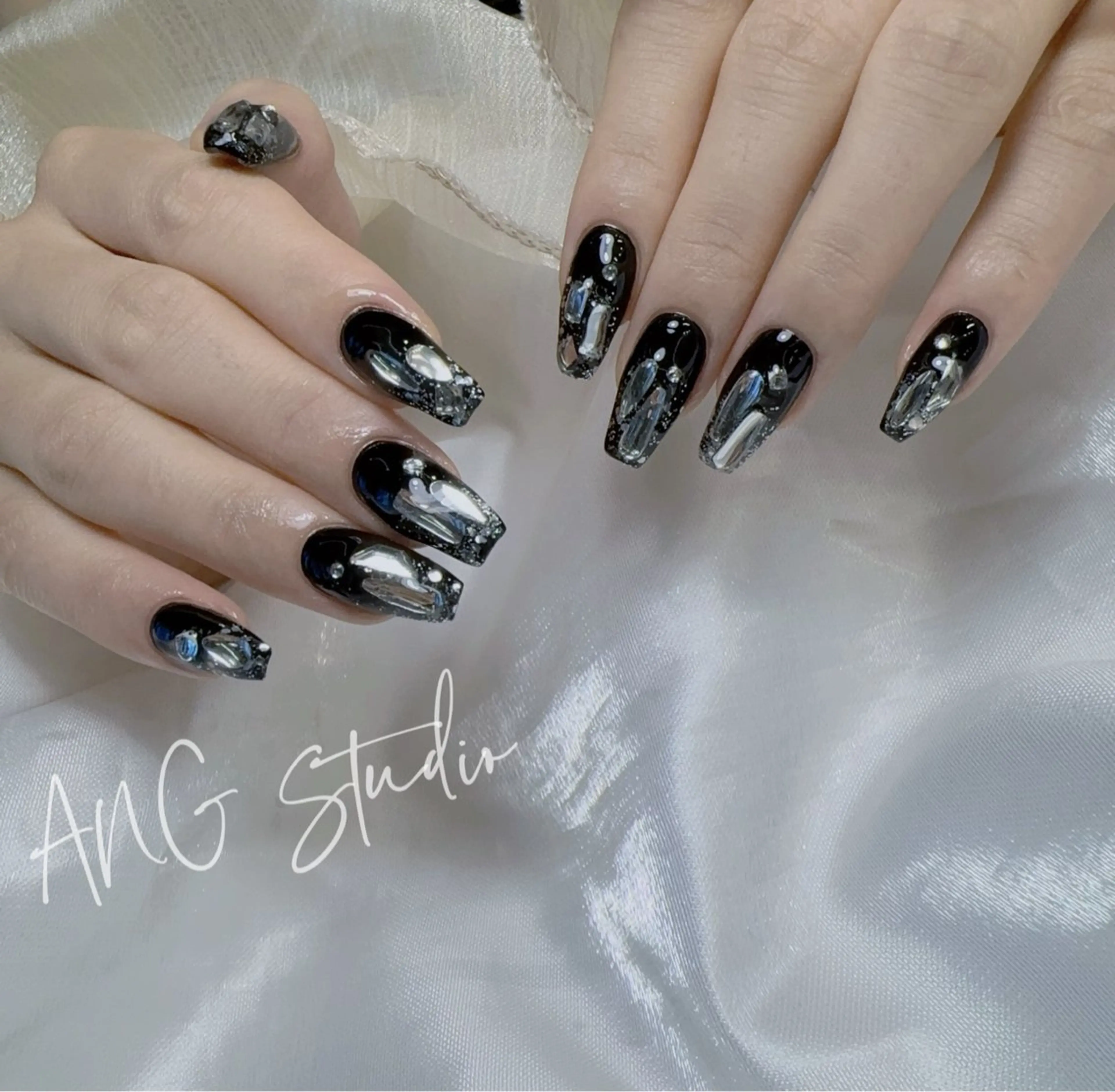 ネイル ハンドネイル ハンドケア ANG Studioのネイルデザイン