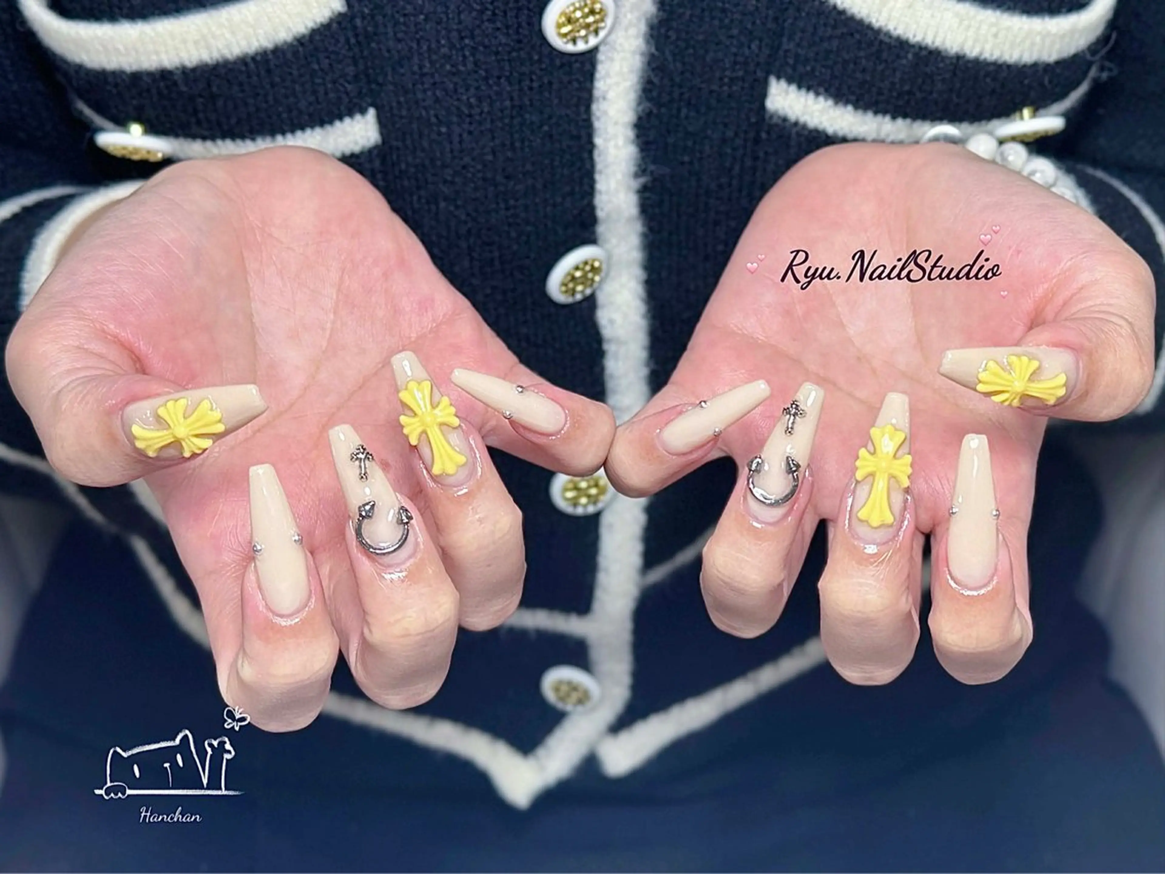 ネイル アートネイル ジェルネイル グラデーション マグネットネイル ニュアンスネイル ハンドネイル Ryu Nail Studio所属・Ryu nail studioのネイルデザイン