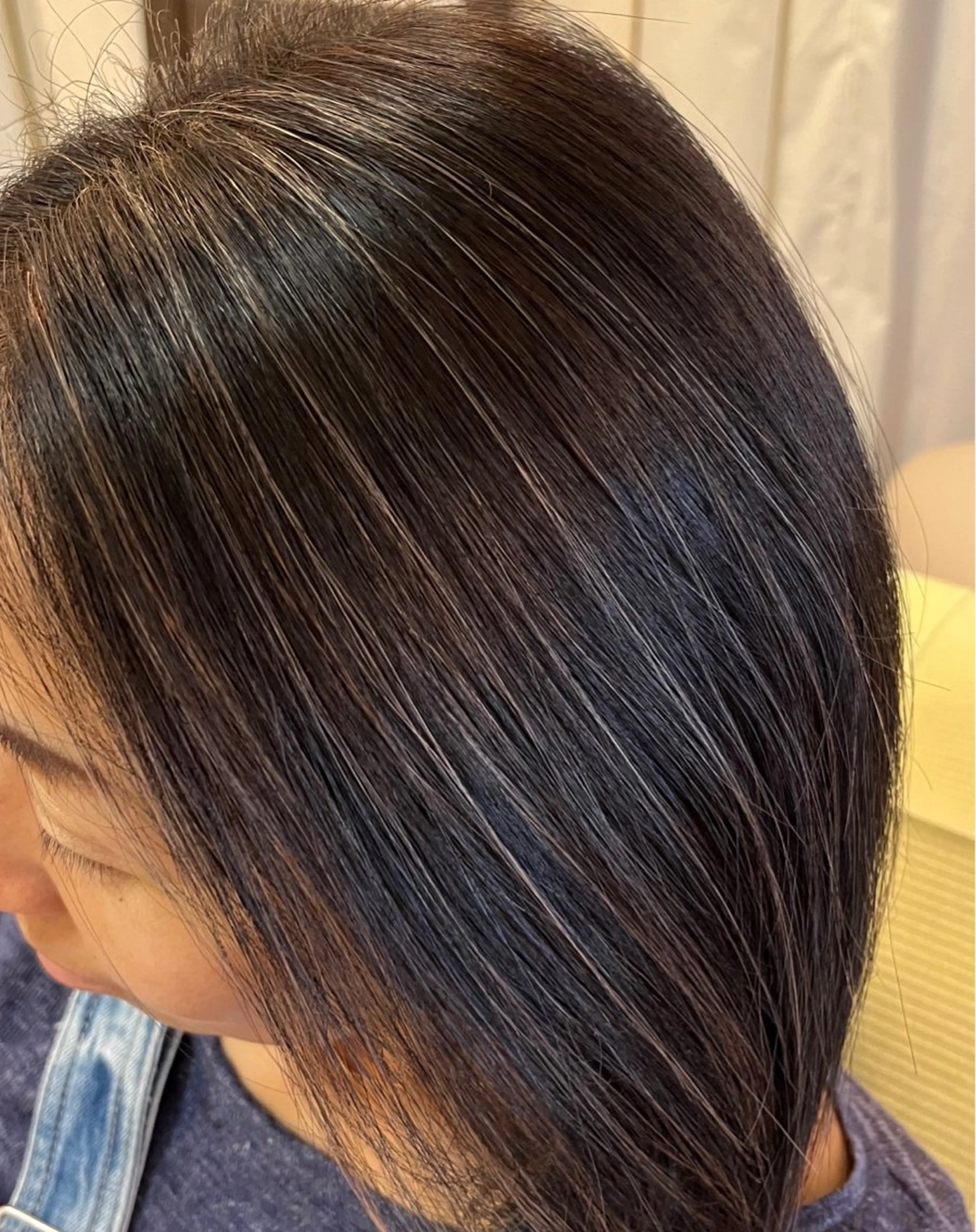 初回カラーヘアエクステ メッシュ ハイライトインナーカラーお試し200本 抜けるまでずっと同じエクステを使えるので経済的の写真