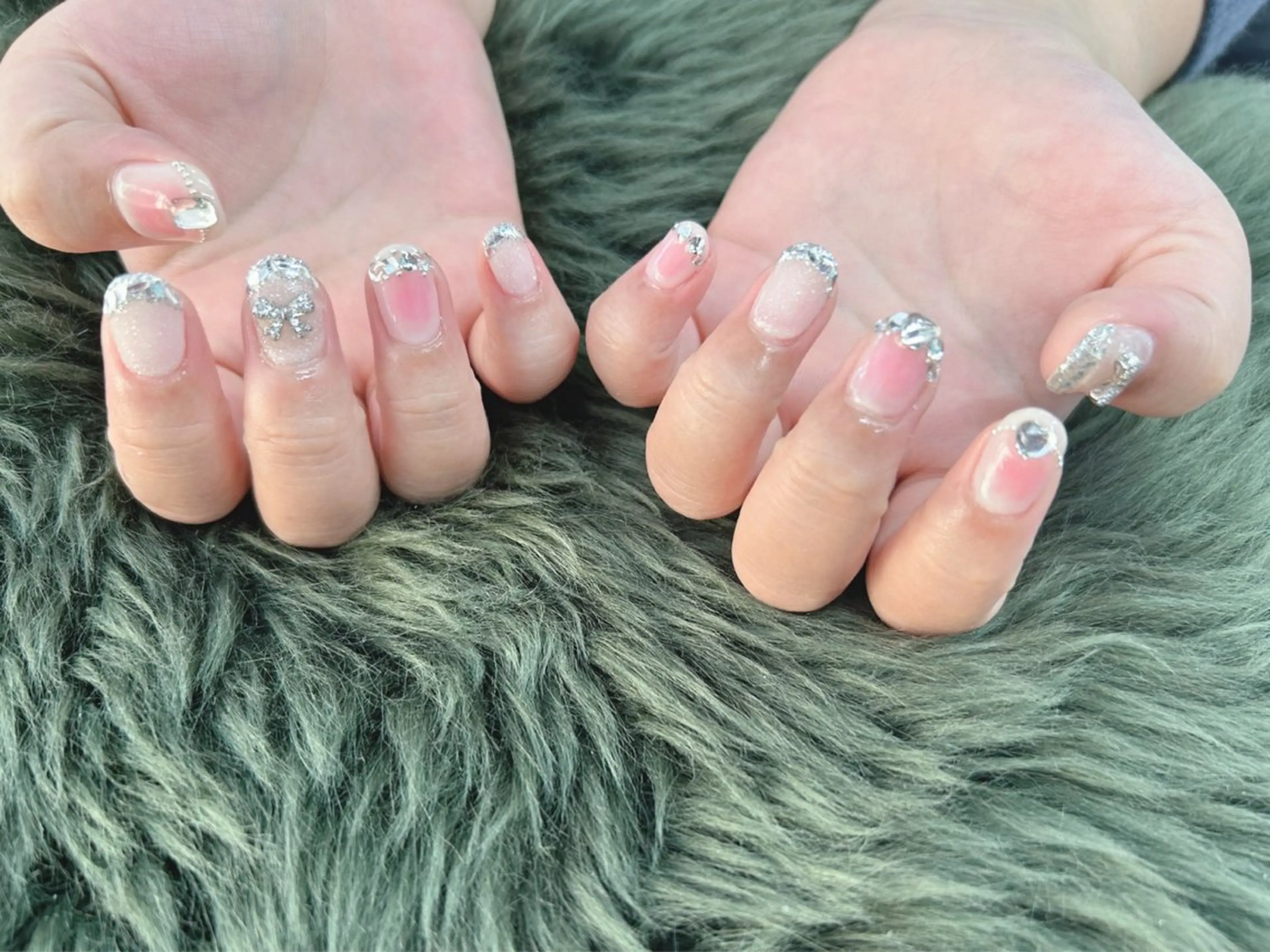 ネイル チークネイル フレンチネイル ガラスフレンチ ハンドネイル Nail Salon agré所属・agré ネイルサロン　アグレのネイルデザイン