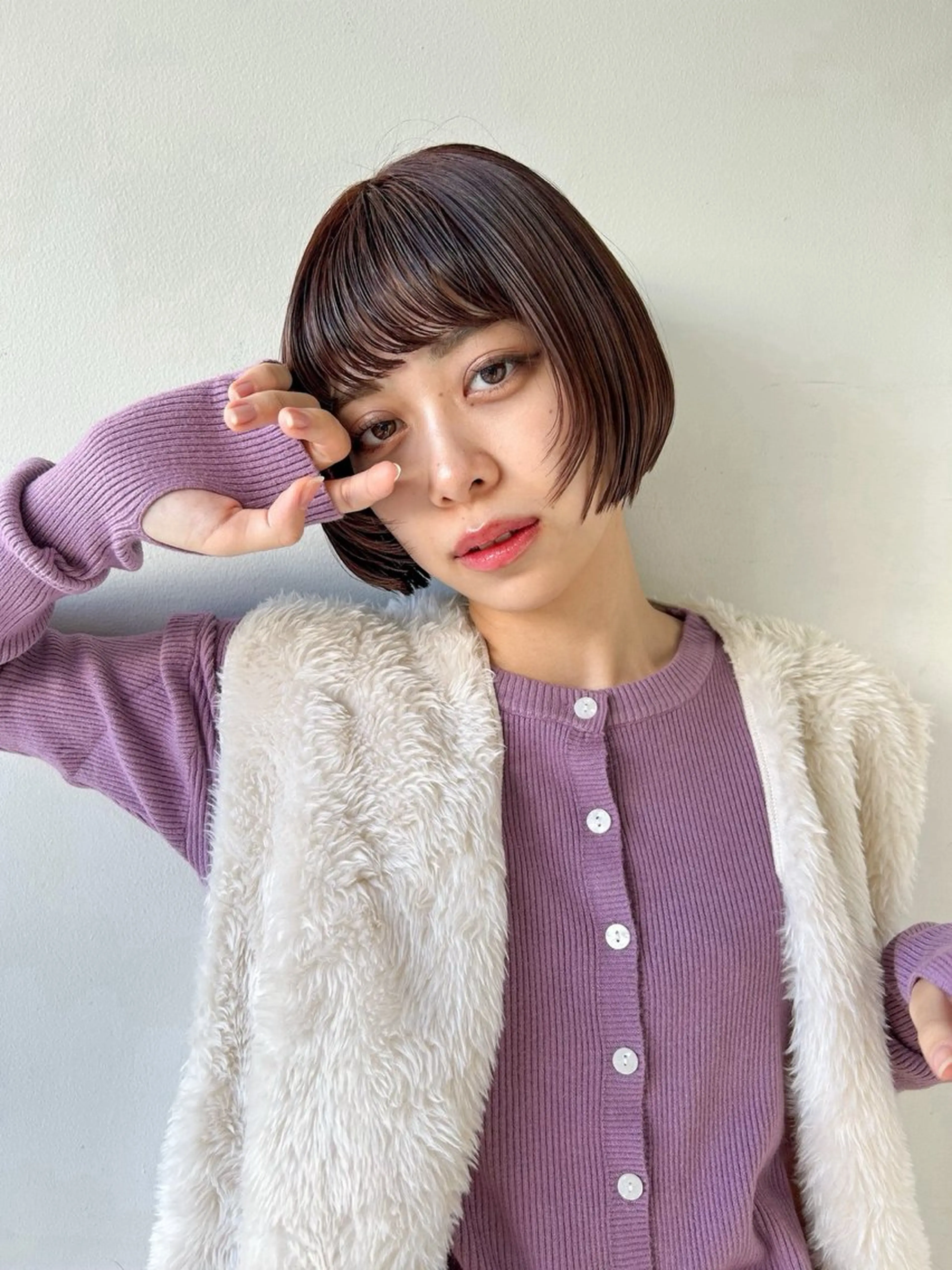 ショート パーマ/イルミナ カラー　三浦菜々子のヘアスタイル