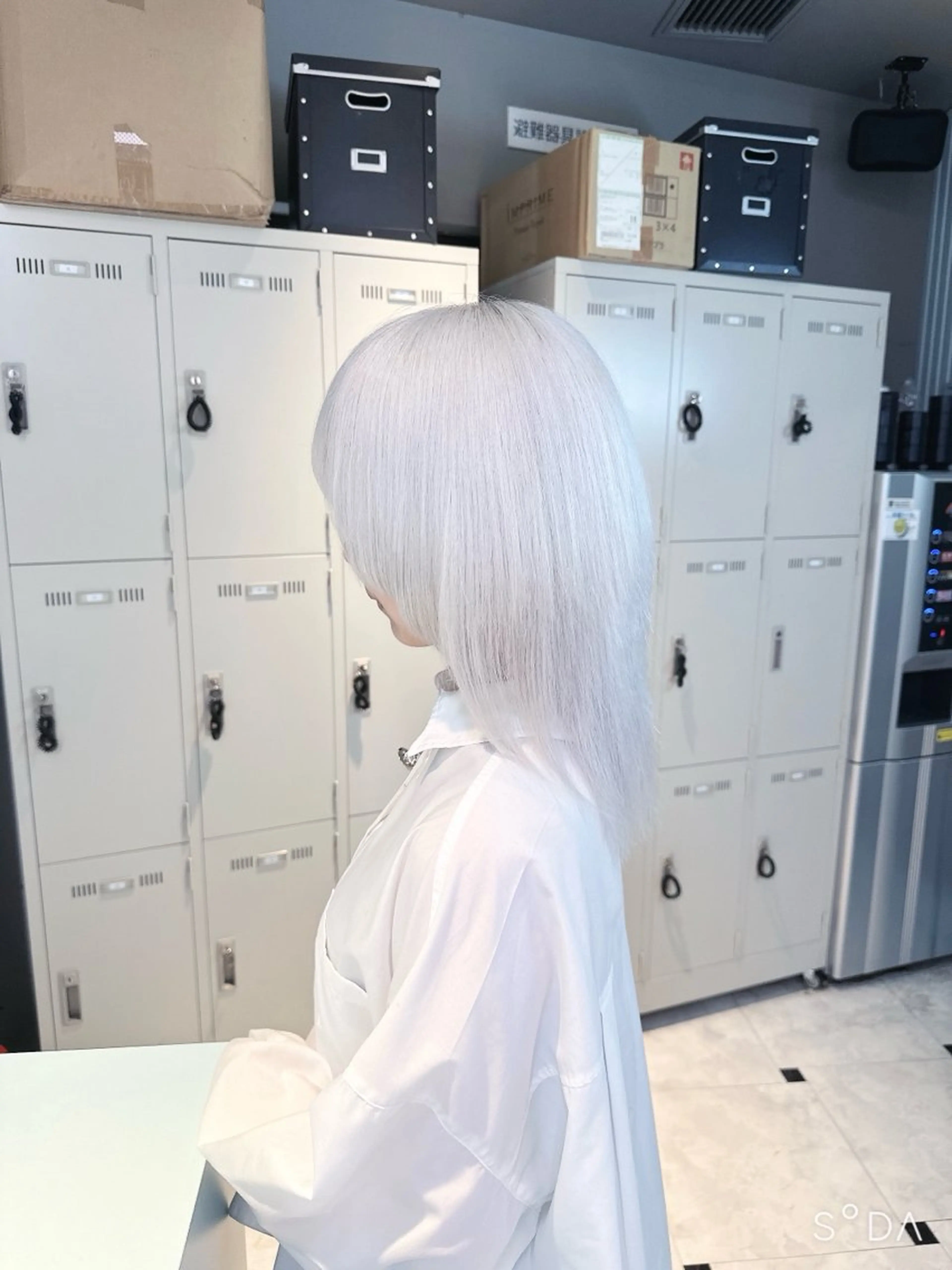 セミロング カラー ヘアカラー トリートメント ヘッドスパ ヘアセット 🪄池袋ハイトーン 🪄ブリーチカラーのヘアスタイル