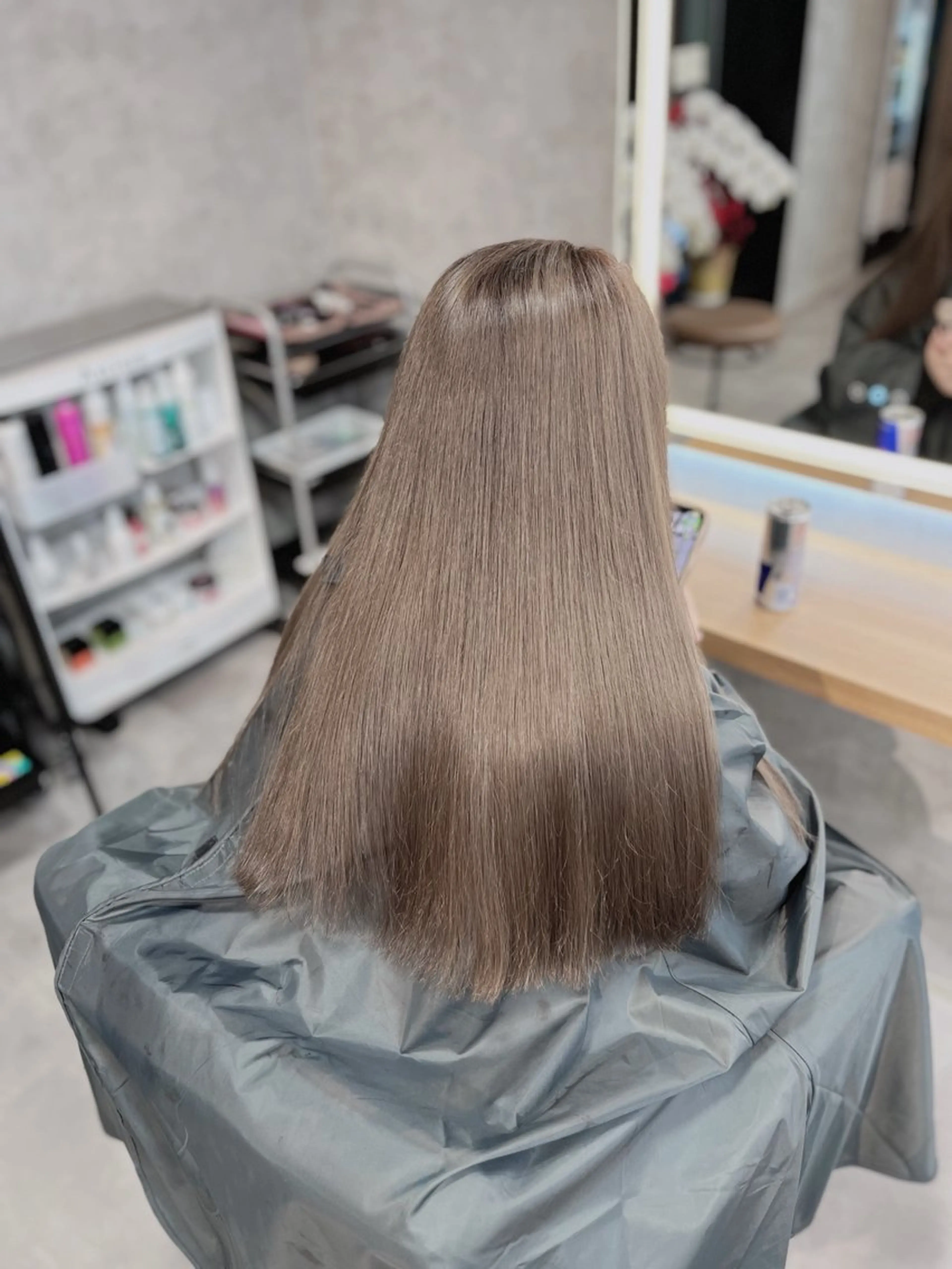 カラー ベージュカラー ブリーチ グレージュ ベージュ・グレー ジュ達人KOJIROのヘアスタイル