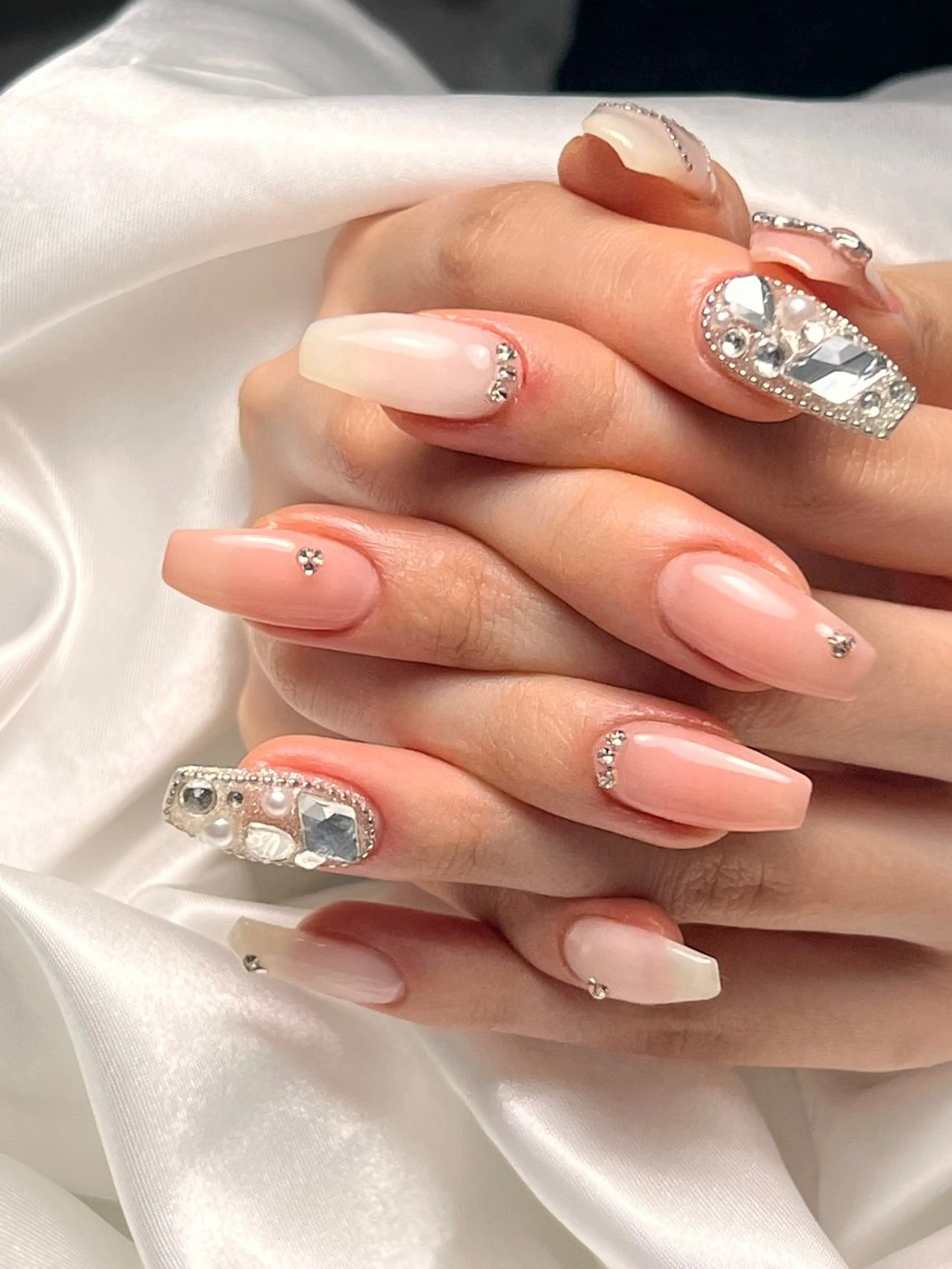 ネイル ハンドネイル ak nail .のネイルデザイン