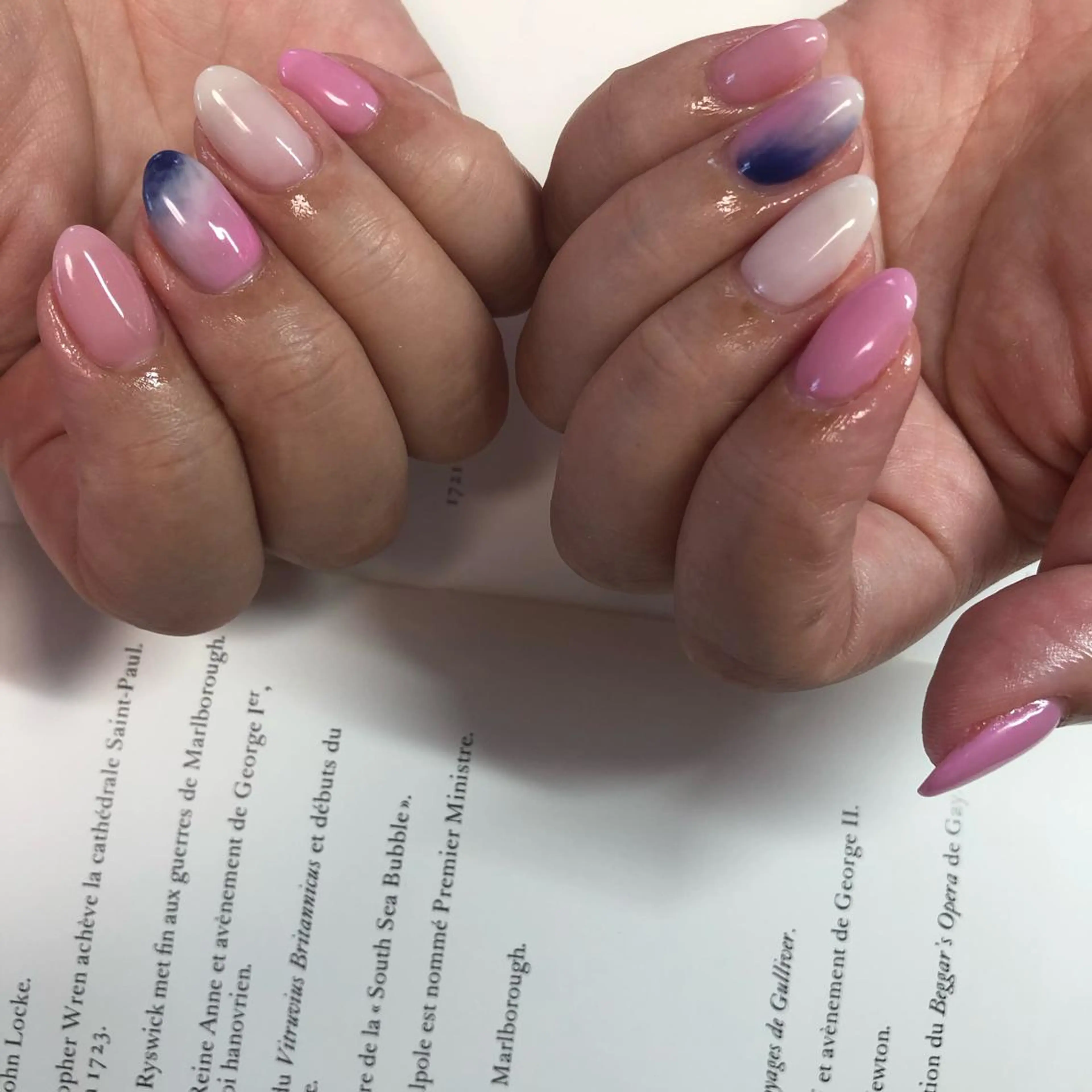 ネイル 黒葛原 めぐみのネイルデザイン