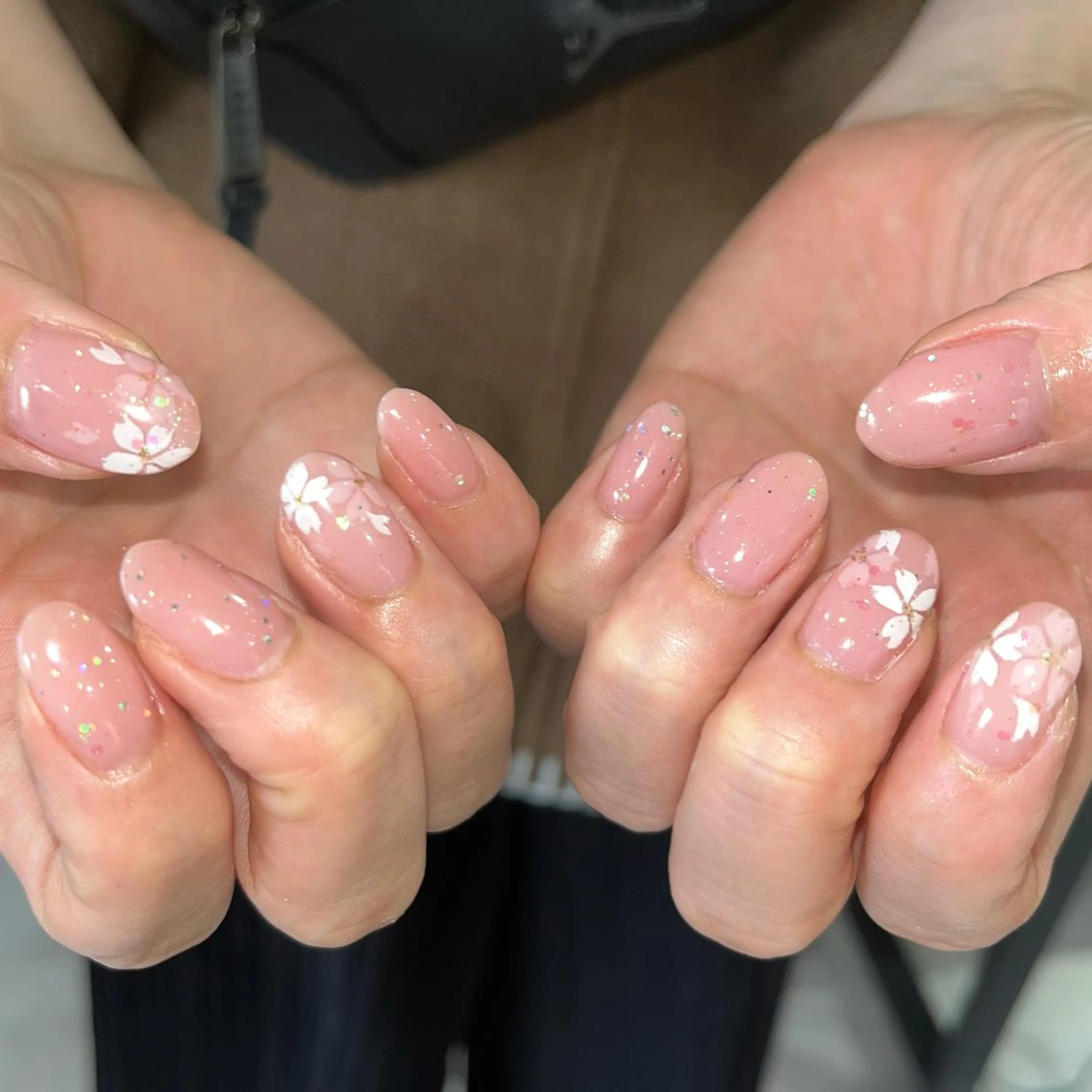 ネイル ハンドネイル フットネイル 🪐富島彩夏 /海外nail🪐のネイルデザイン