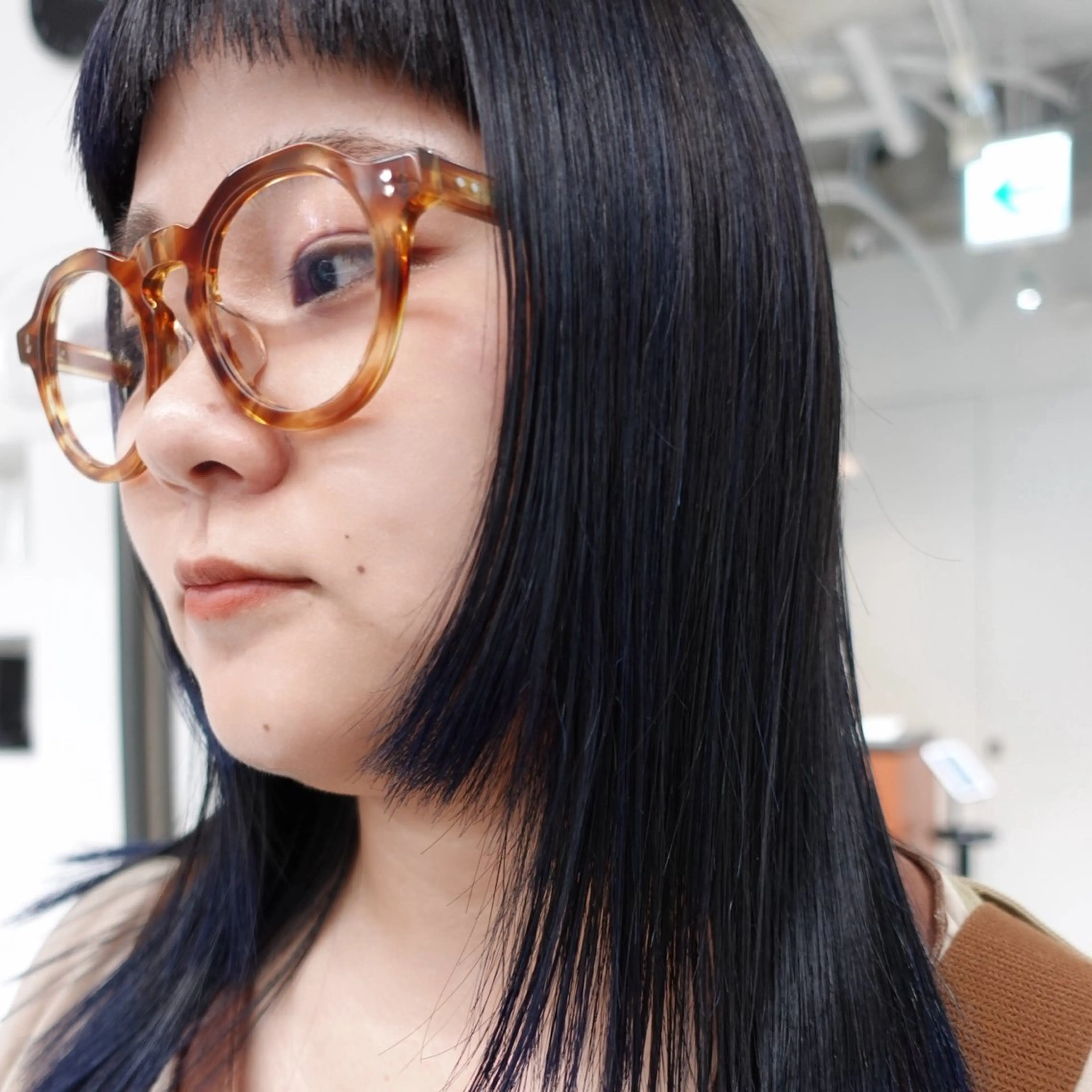 セミロング カラー ヘアアレンジ ハイライトカラー ハイライト カット ヘアカラー 🌐サトウ リョウ🌐のヘアスタイル