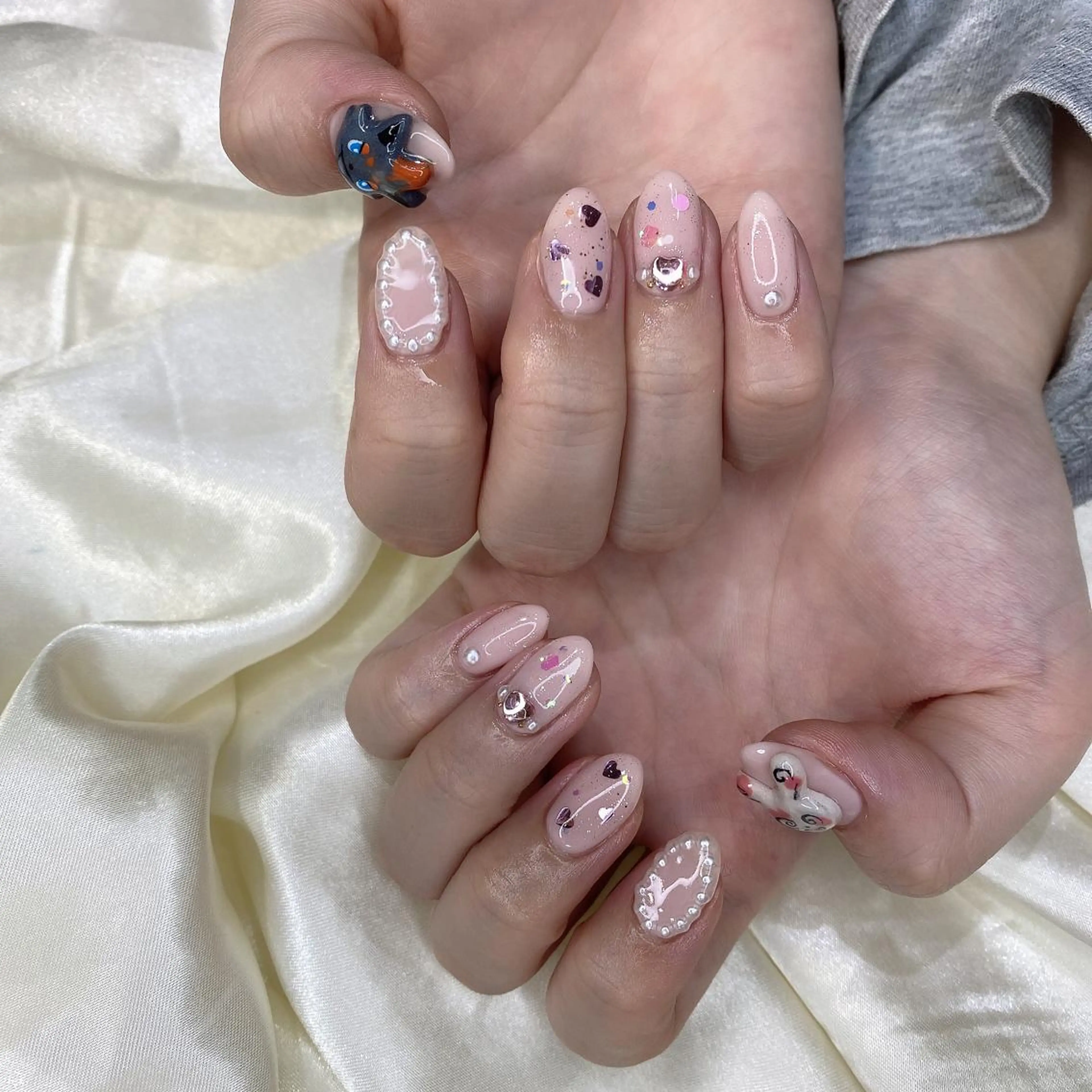 ネイル ハンドネイル 西岡 杏のネイルデザイン