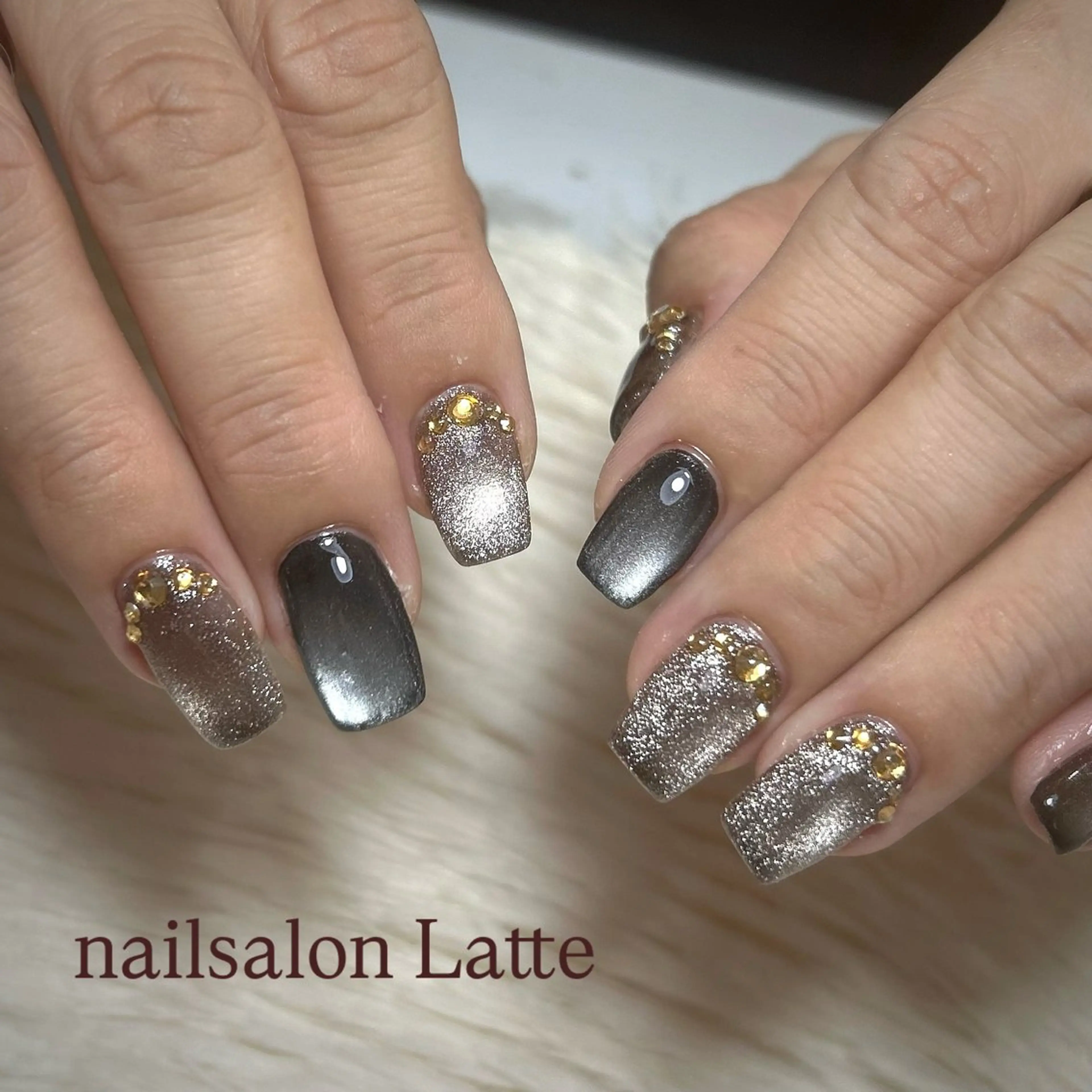 ネイル Nailsalon Latteのネイルデザイン