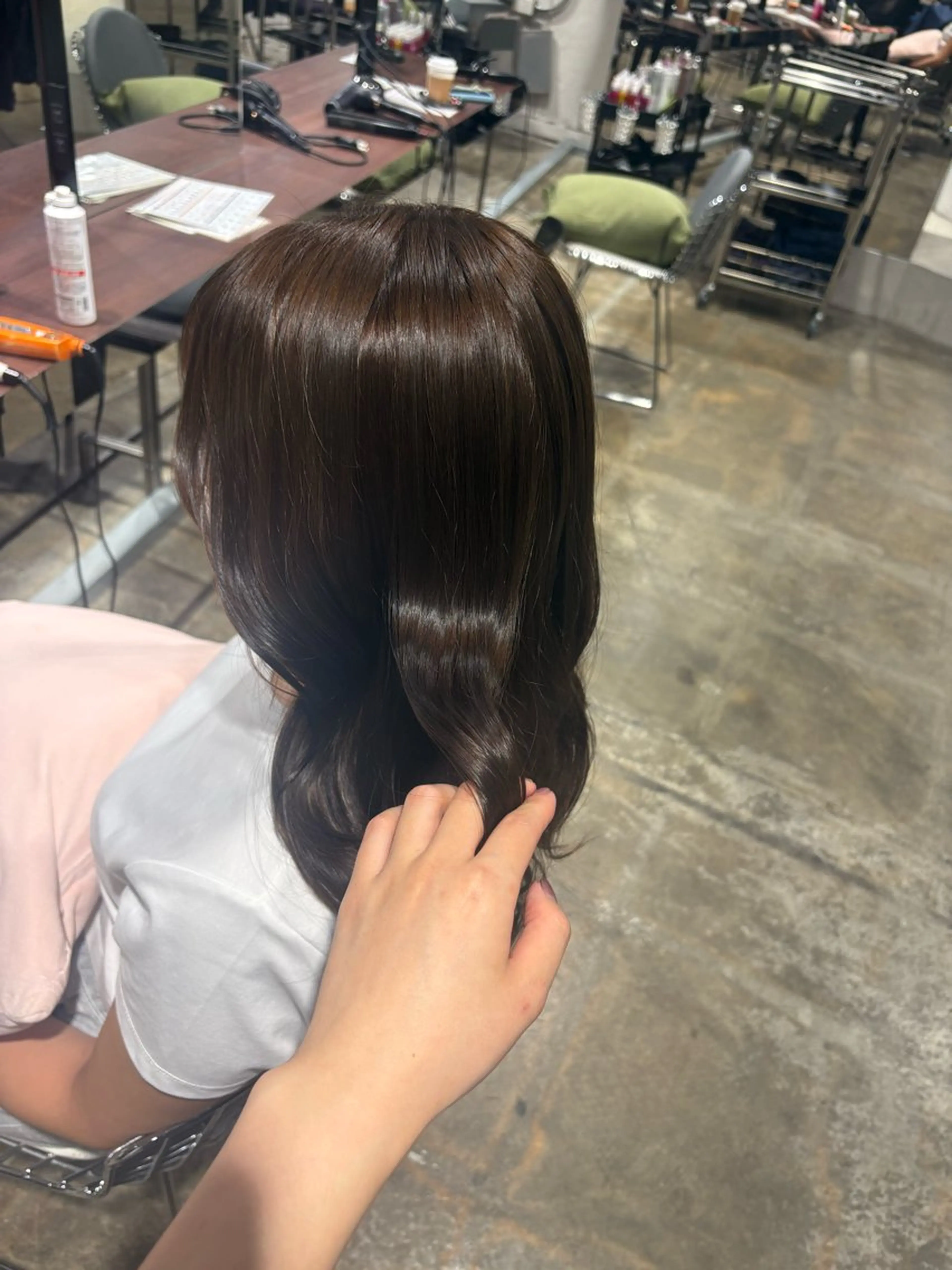 ロング カラー トリートメント カット ヘアカラー トリートメント Jr.スタイリスト ヨシノヒメカのヘアスタイル