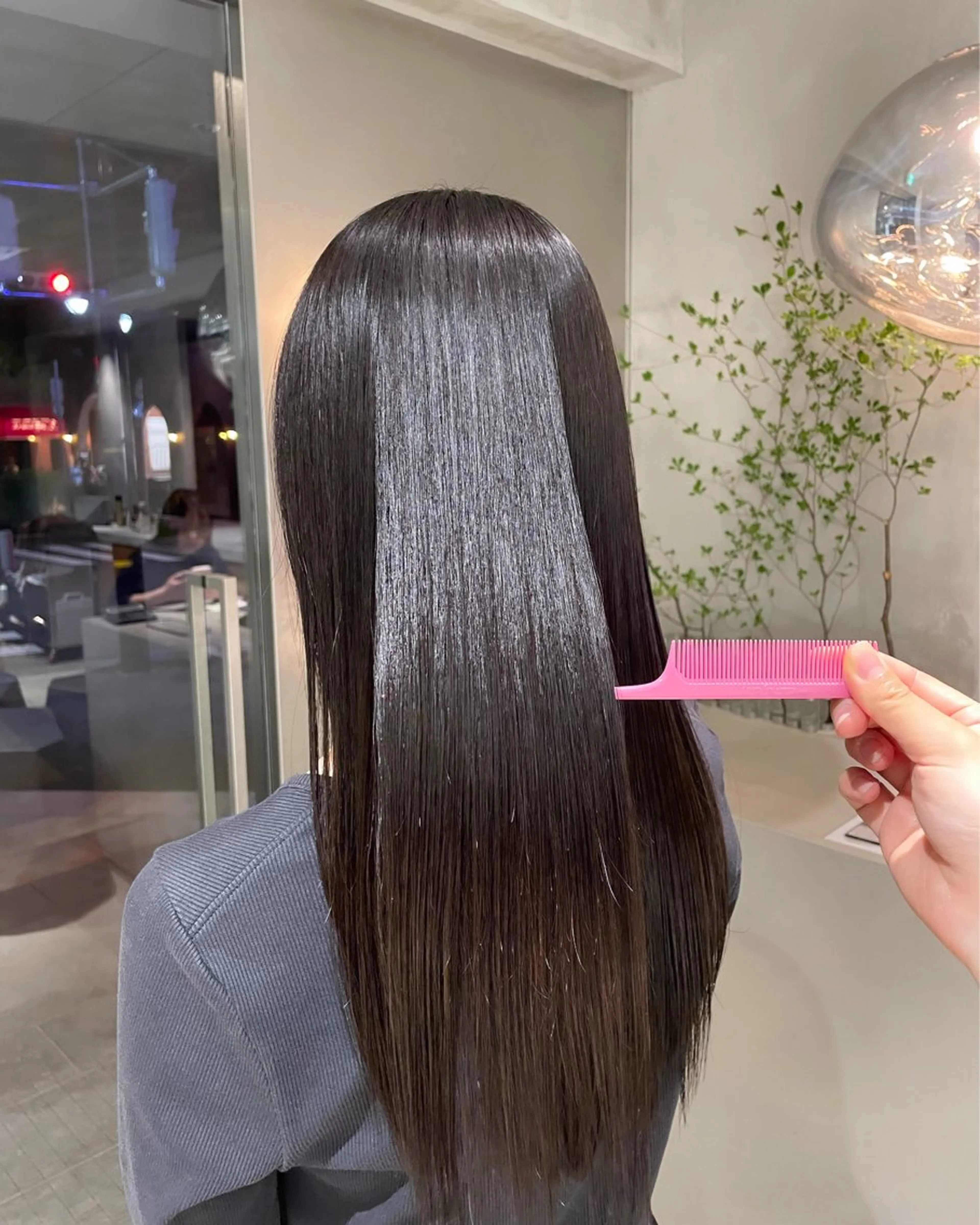 ロング カラー ヘアカラー 頼金 愛海のヘアスタイル