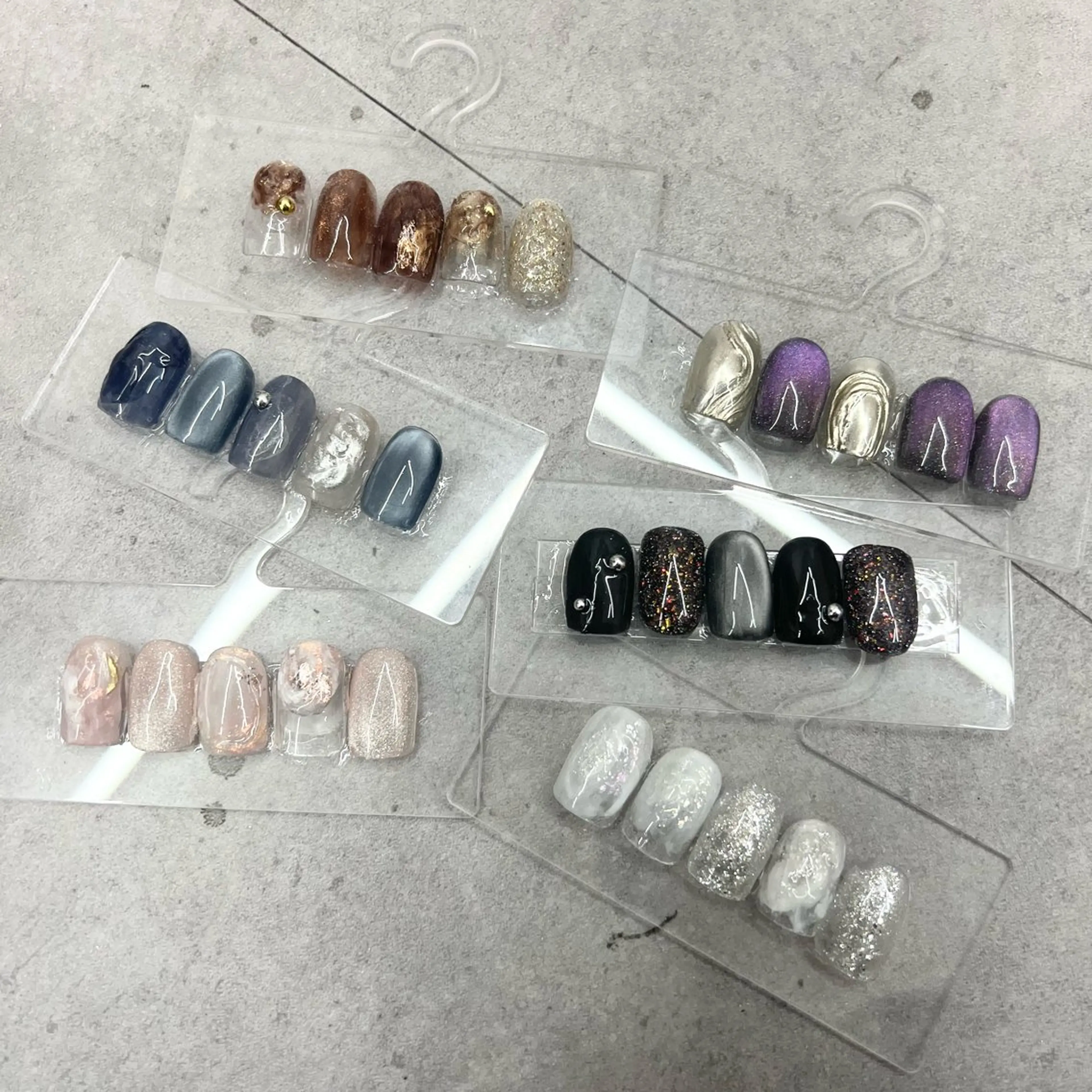 ネイル ジェルネイル マグネットネイル ニュアンスネイル オフィスネイル パラジェル ハンドネイル ハンドケア Bana_ Nailのネイルデザイン