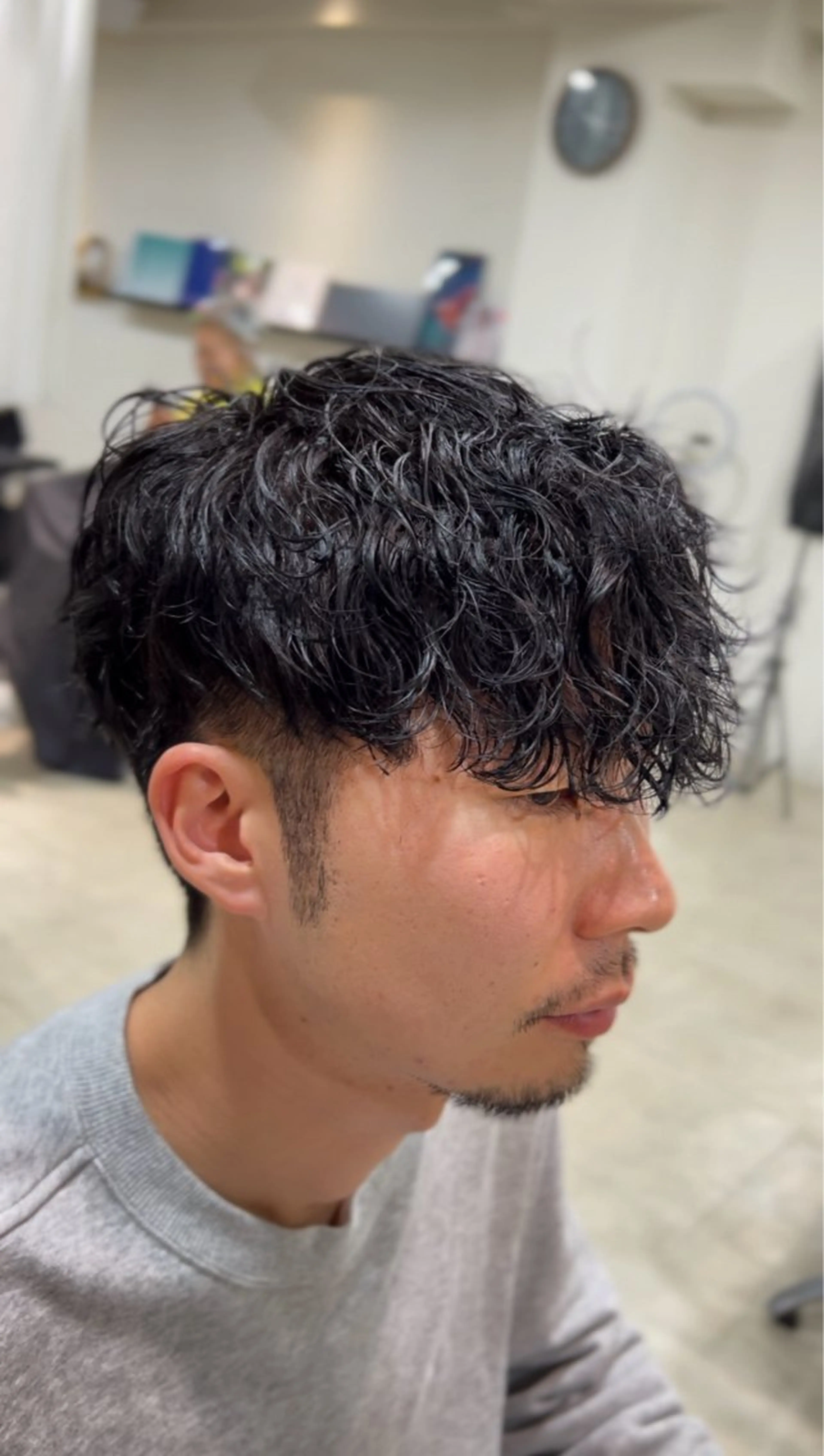 パーマ メンズ カット パーマ 心斎橋バレイヤージュ 小林勝貴のヘアスタイル