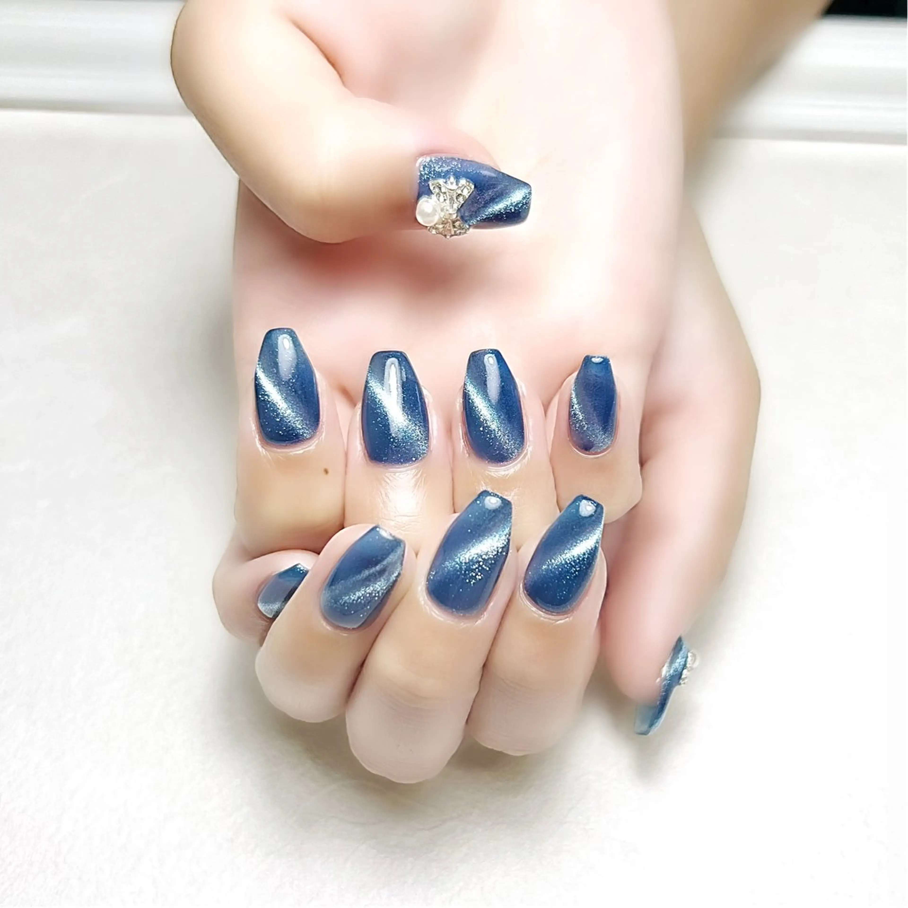 ネイル ブルー マグネットネイル オフィスネイル ワンカラーネイル シンプルネイル rouse nail RISATOのネイルデザイン