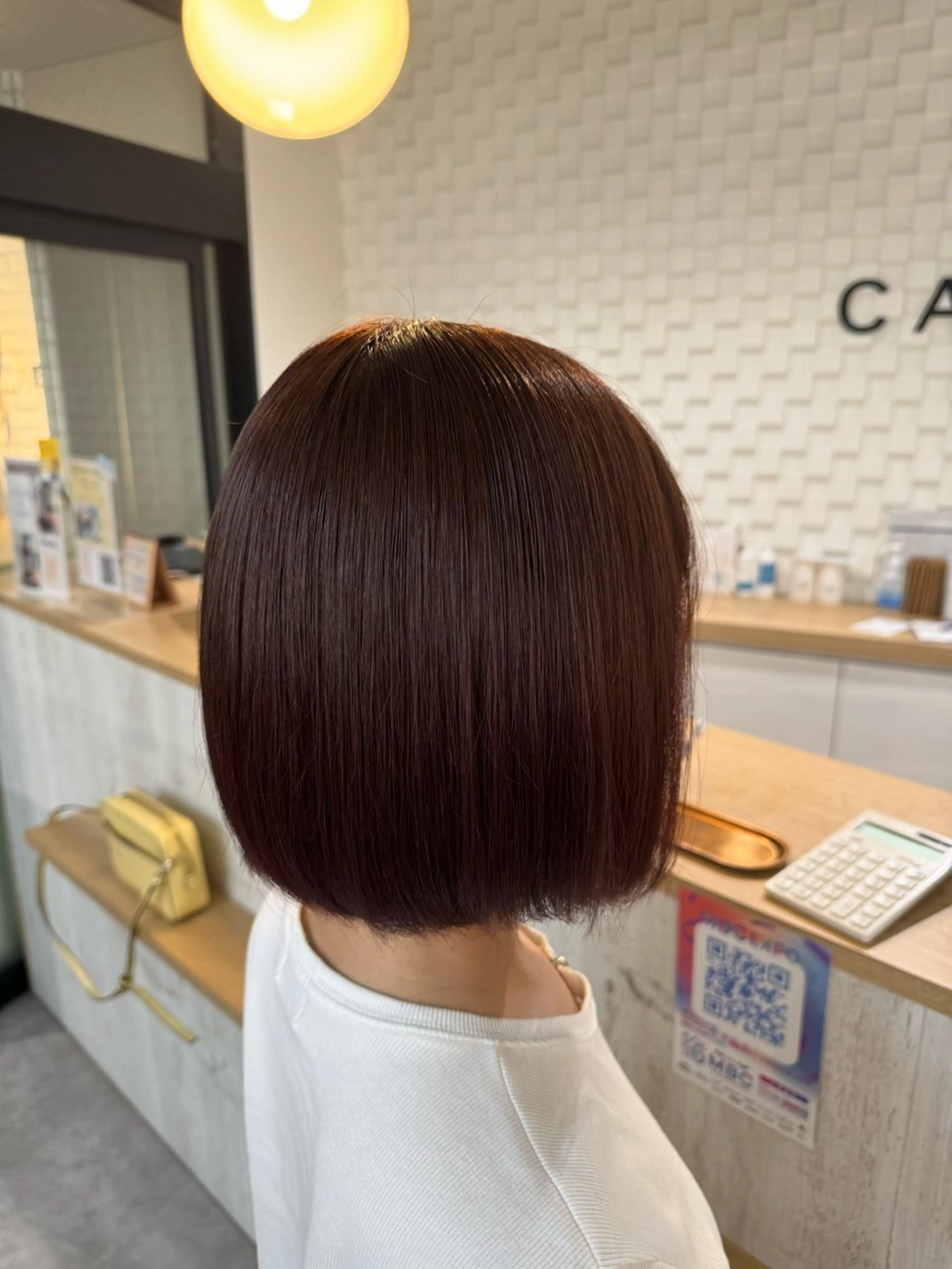 ショート レイヤーカット/ 艶カラー/山内一暉のヘアスタイル