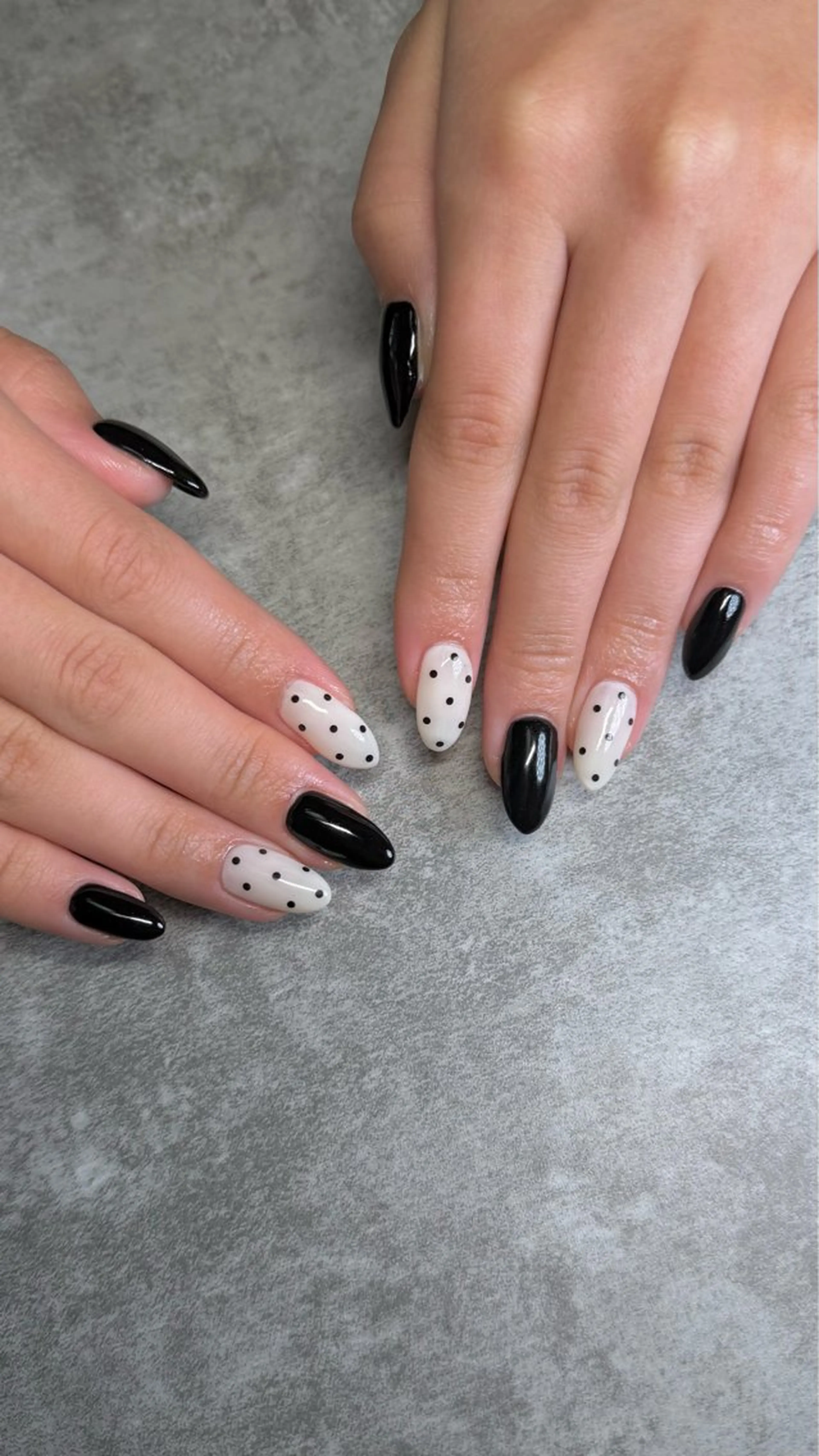 ネイル haleyume所属・shino🌟 痛ネイルのネイルデザイン