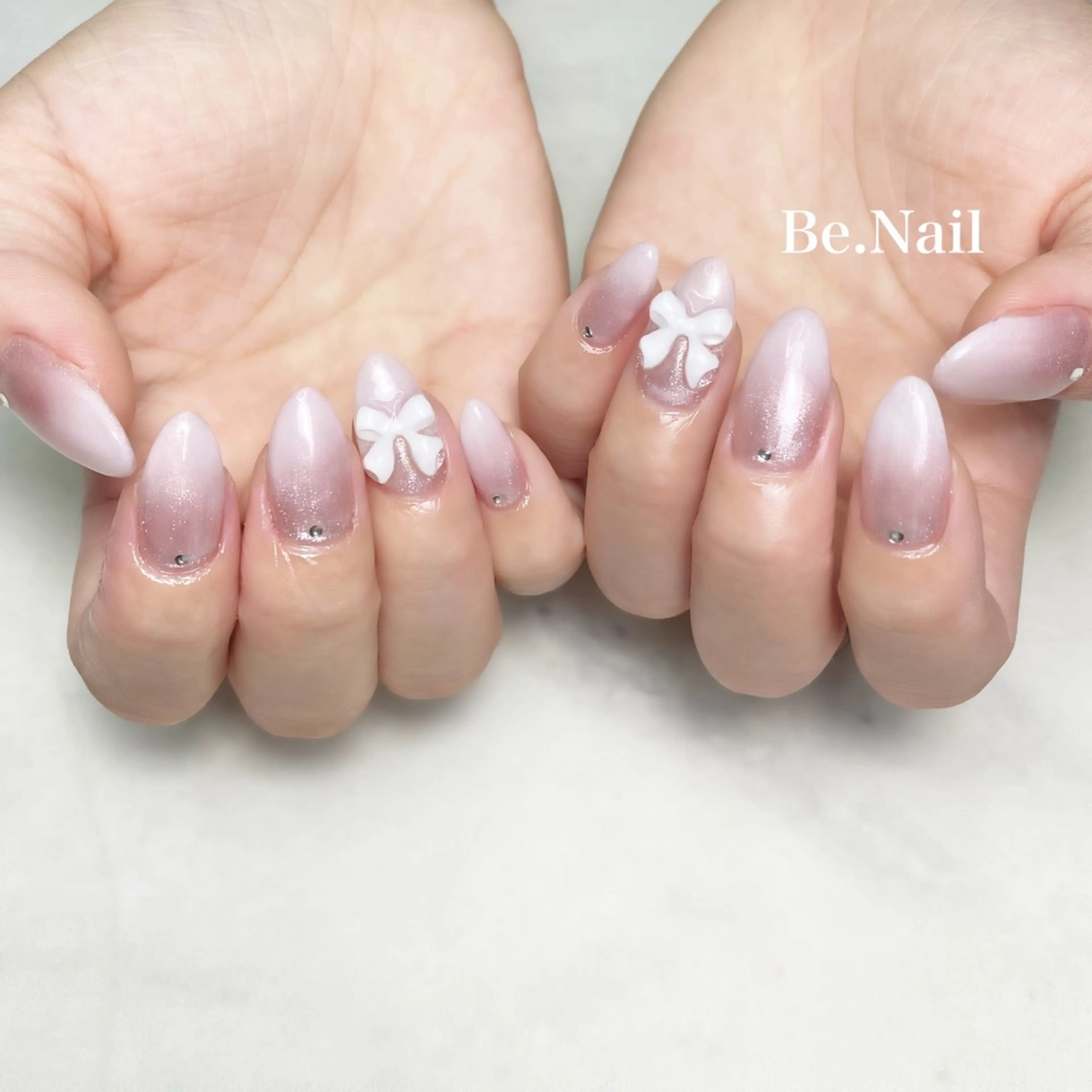 ネイル ジェルネイル グラデーション シンプルネイル Be. Nailのネイルデザイン