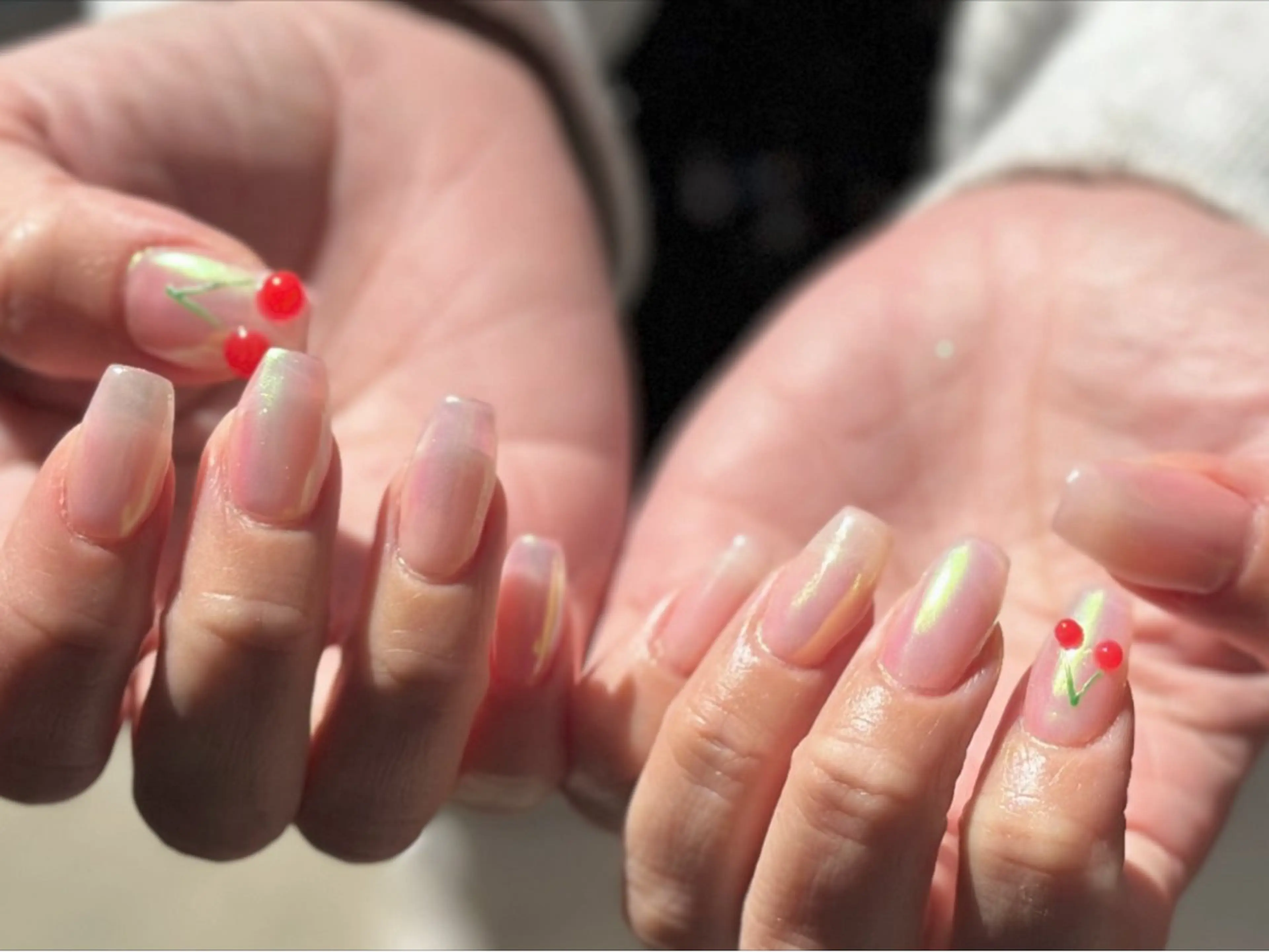 ネイル オーロラネイル bibiwoo Ayakoのネイルデザイン