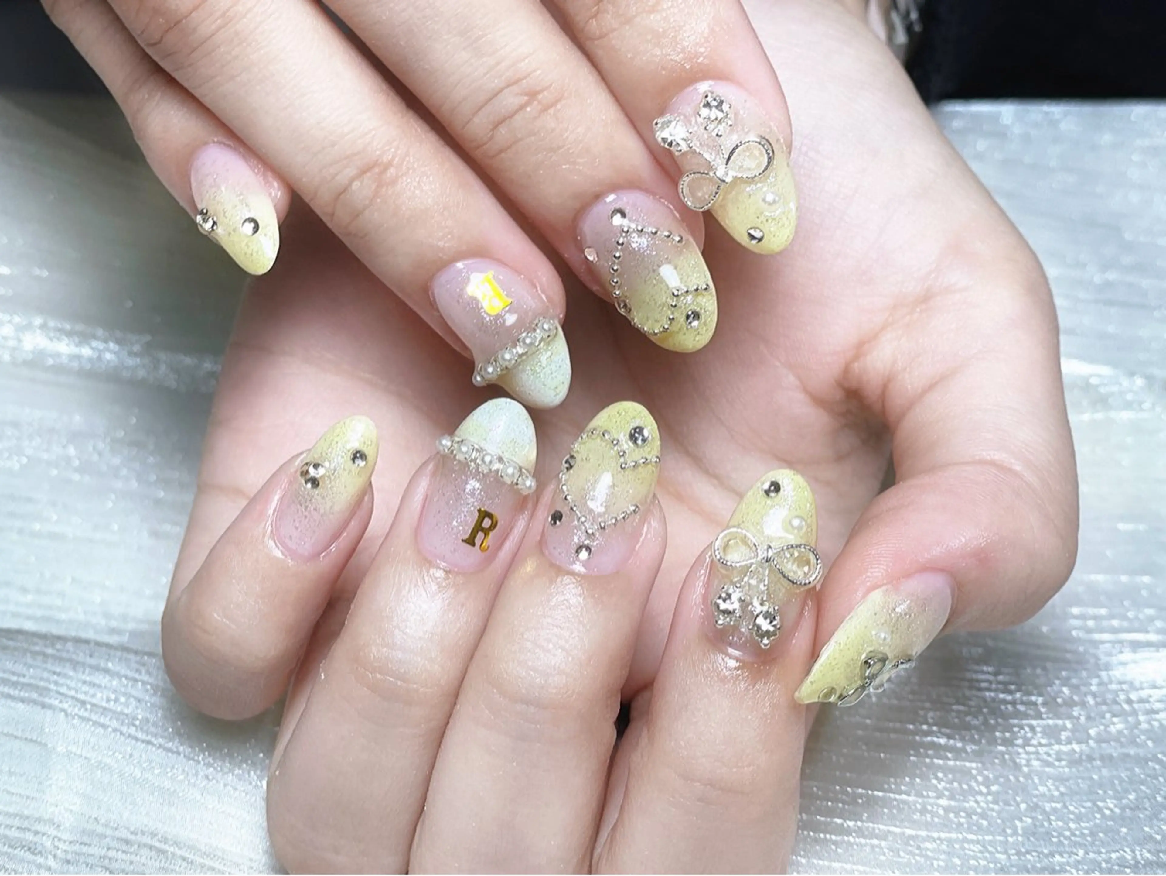 ネイル も ものネイルデザイン