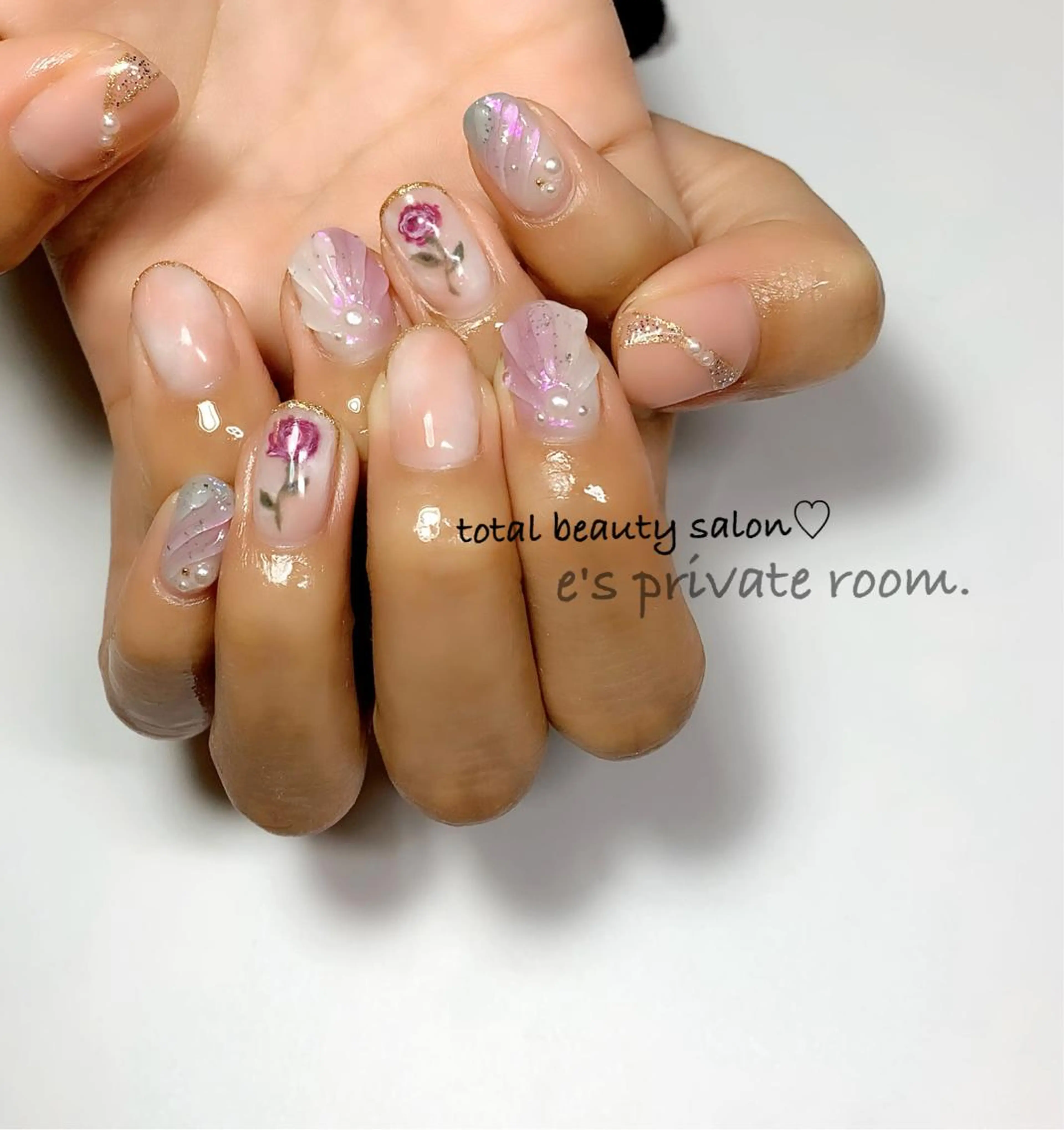 ネイル LAVISH nail salonのネイルデザイン