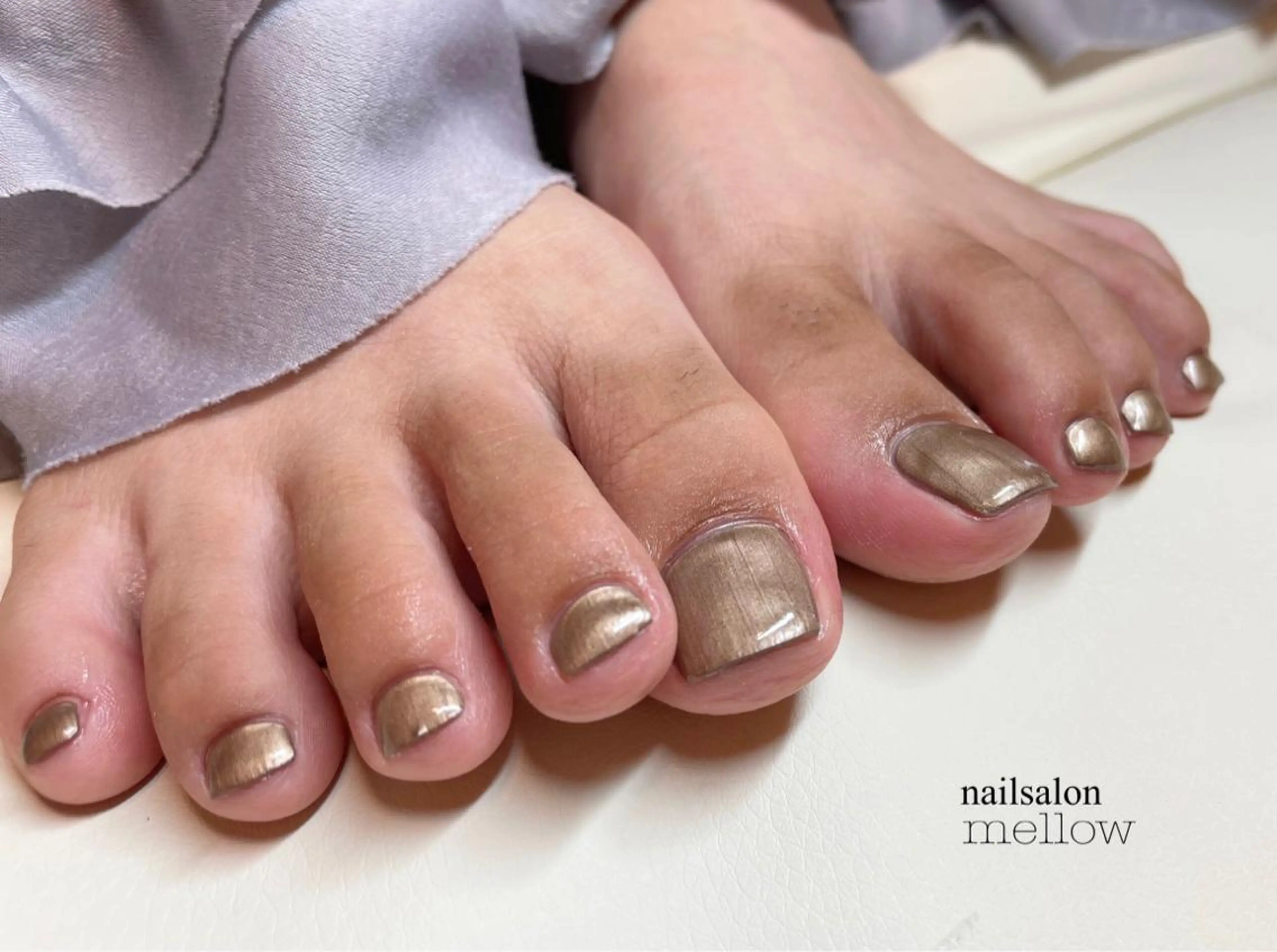 ネイル ブラウン ゴールド 大山 浩美のネイルデザイン