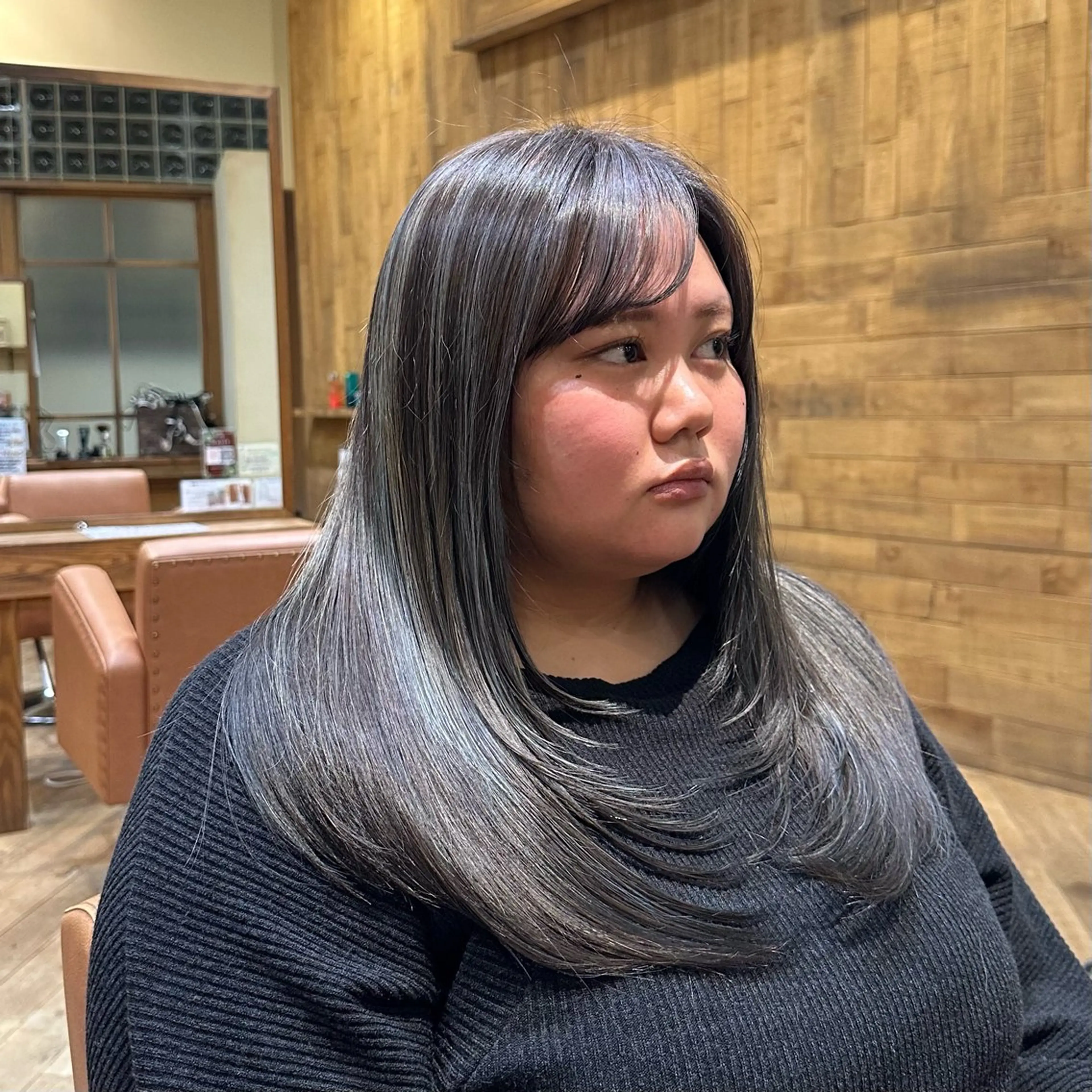 ロング カラー ロングレイヤー 卒業式のヘアスタイル レイヤーカット ロング 🫧RYOグレージュ /透け感カラー🫧のヘアスタイル