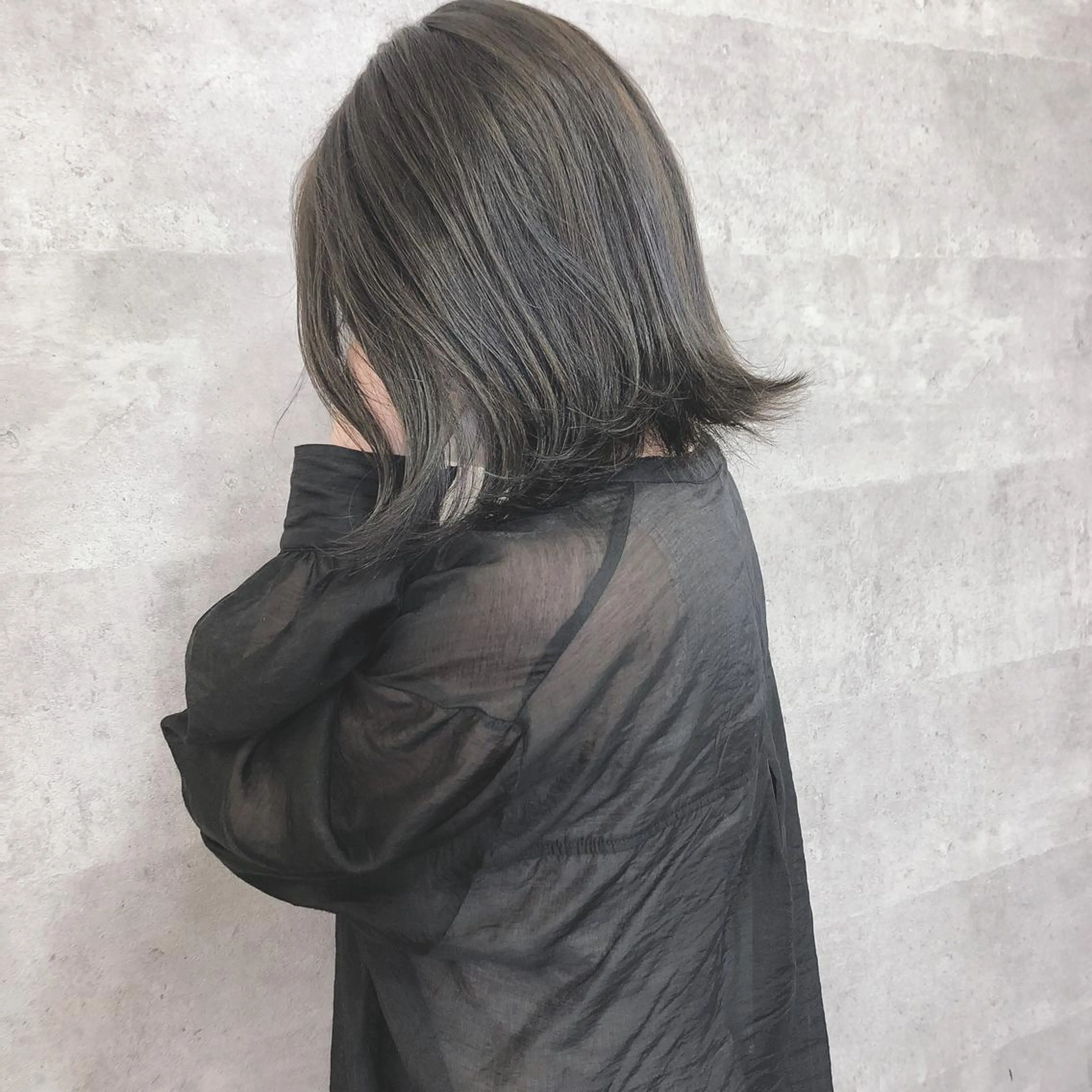 ショート カラー 髪質改善 中川　翔のヘアスタイル