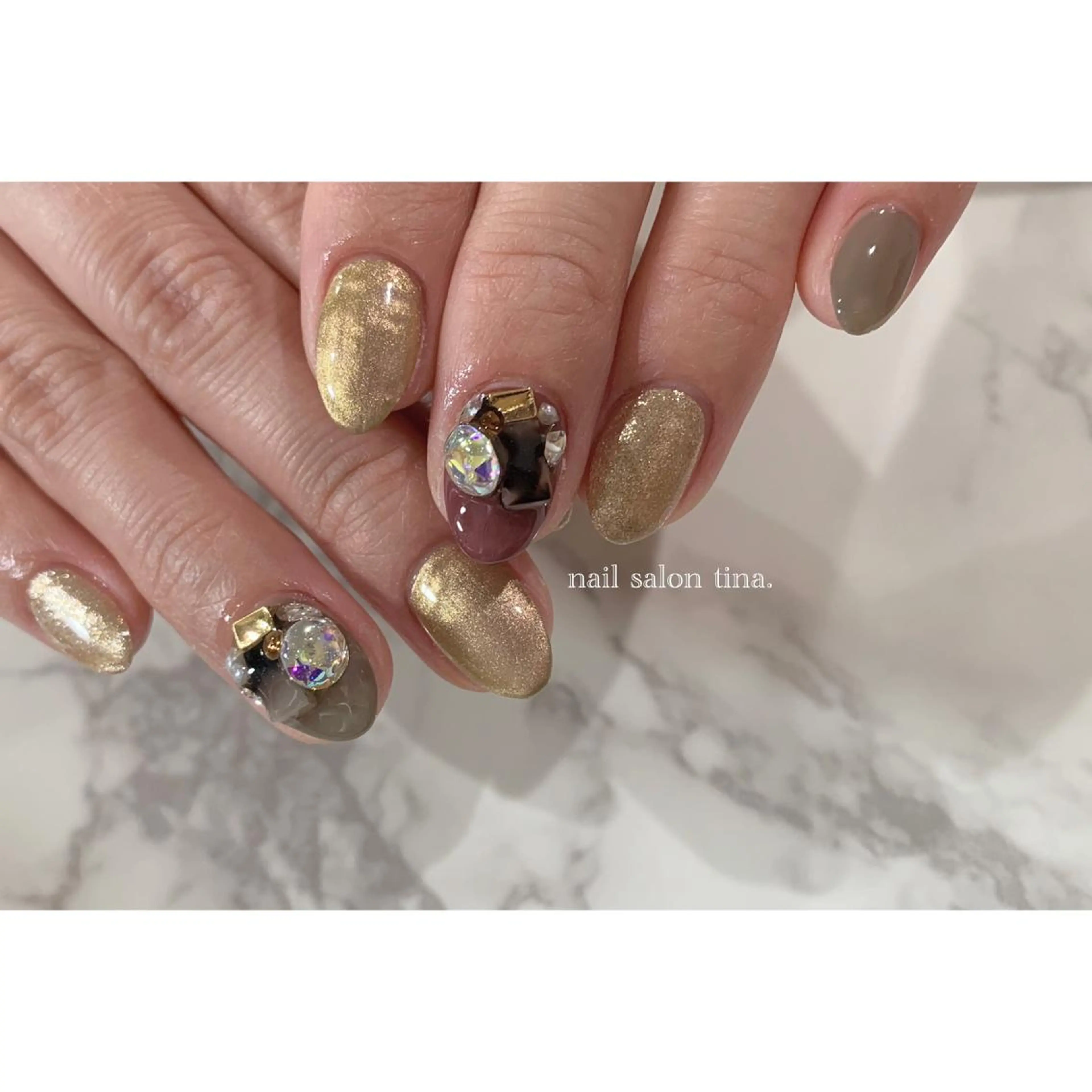 ネイル nail salon tina.所属・中山 はづきのネイルデザイン