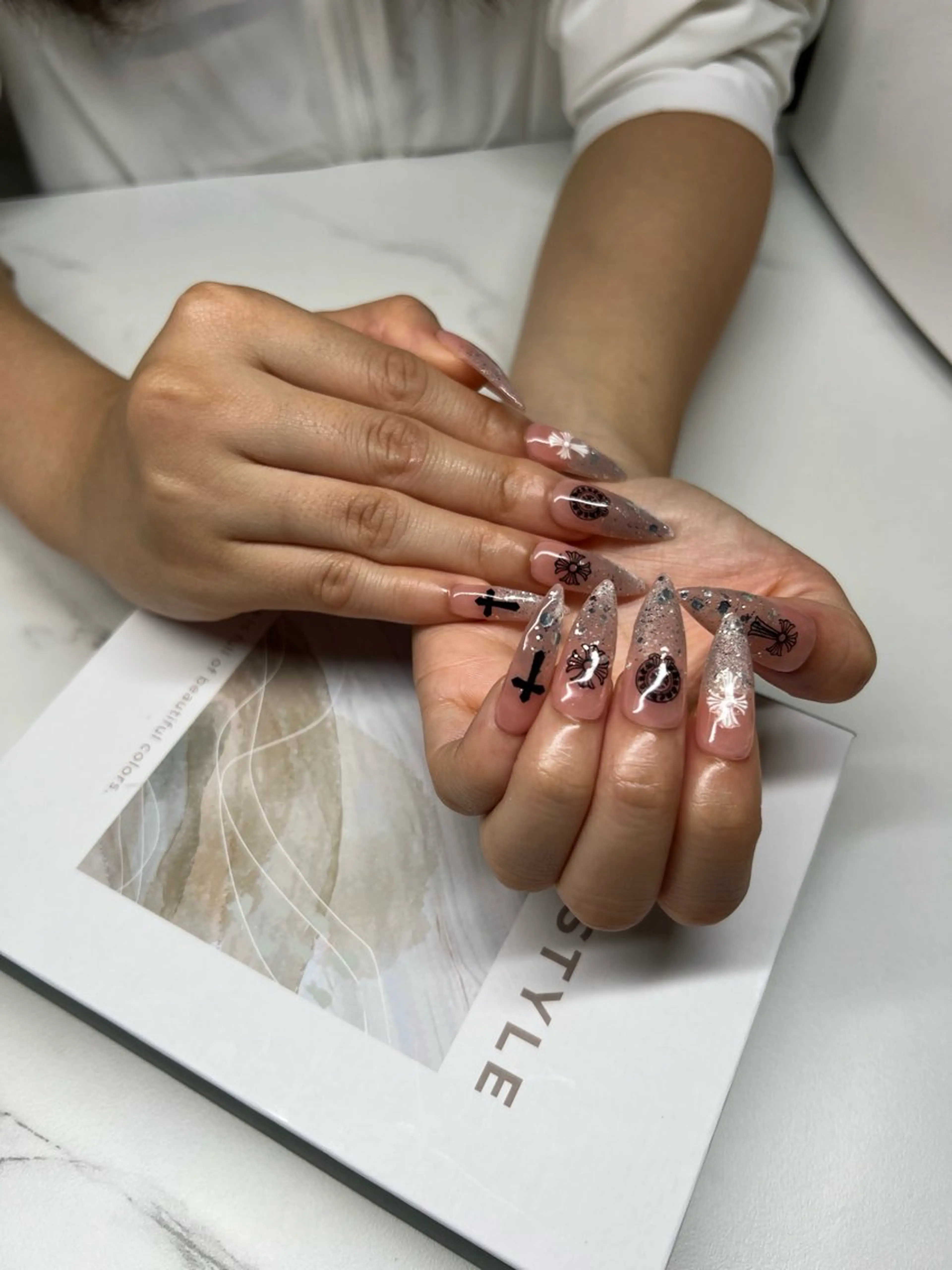 ネイル ハンドネイル mr.nail.art68所属・mr.nail. art68.KEN.のネイルデザイン