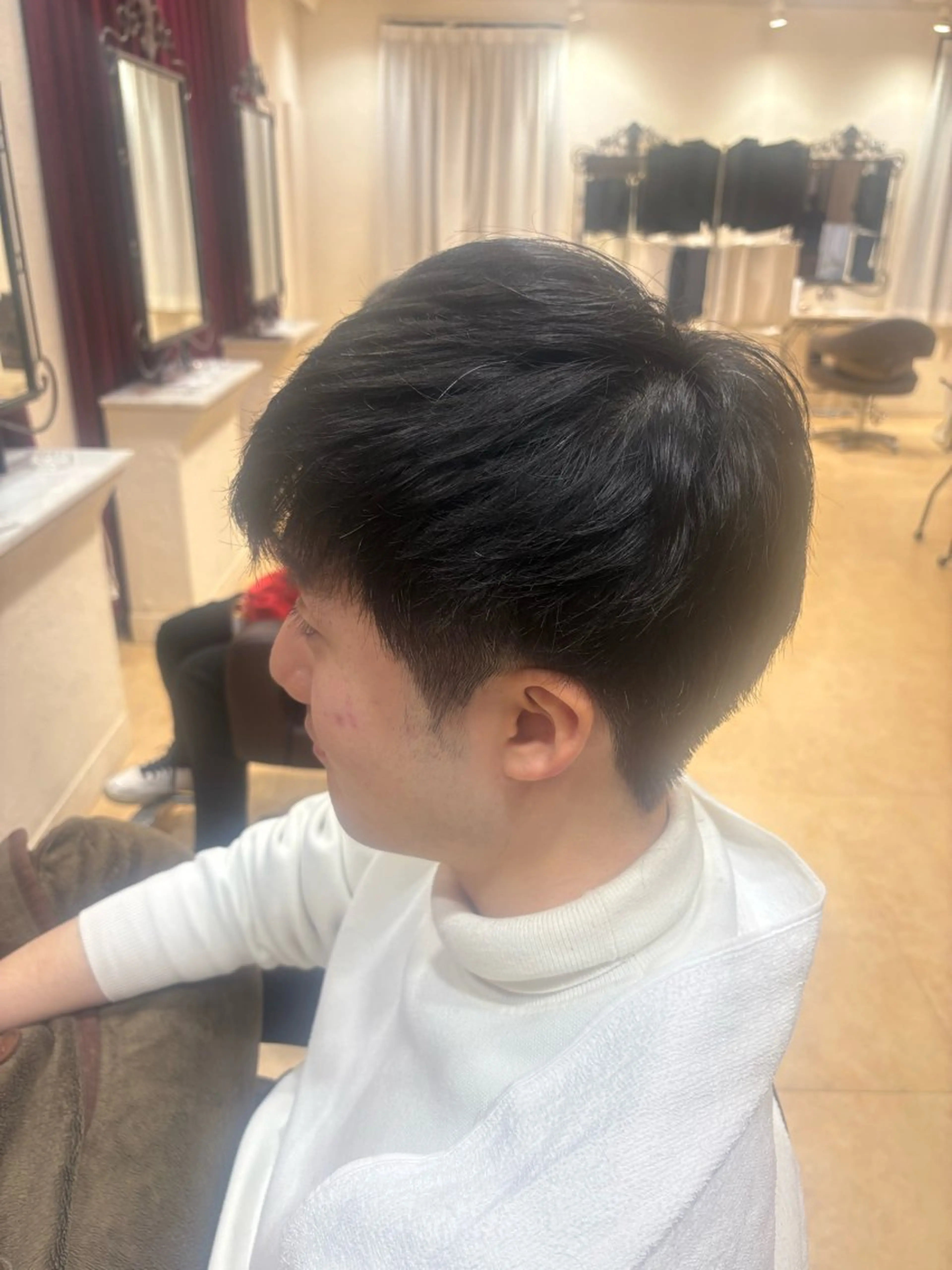 メンズ 刈り上げ 水村 菜々美のヘアスタイル