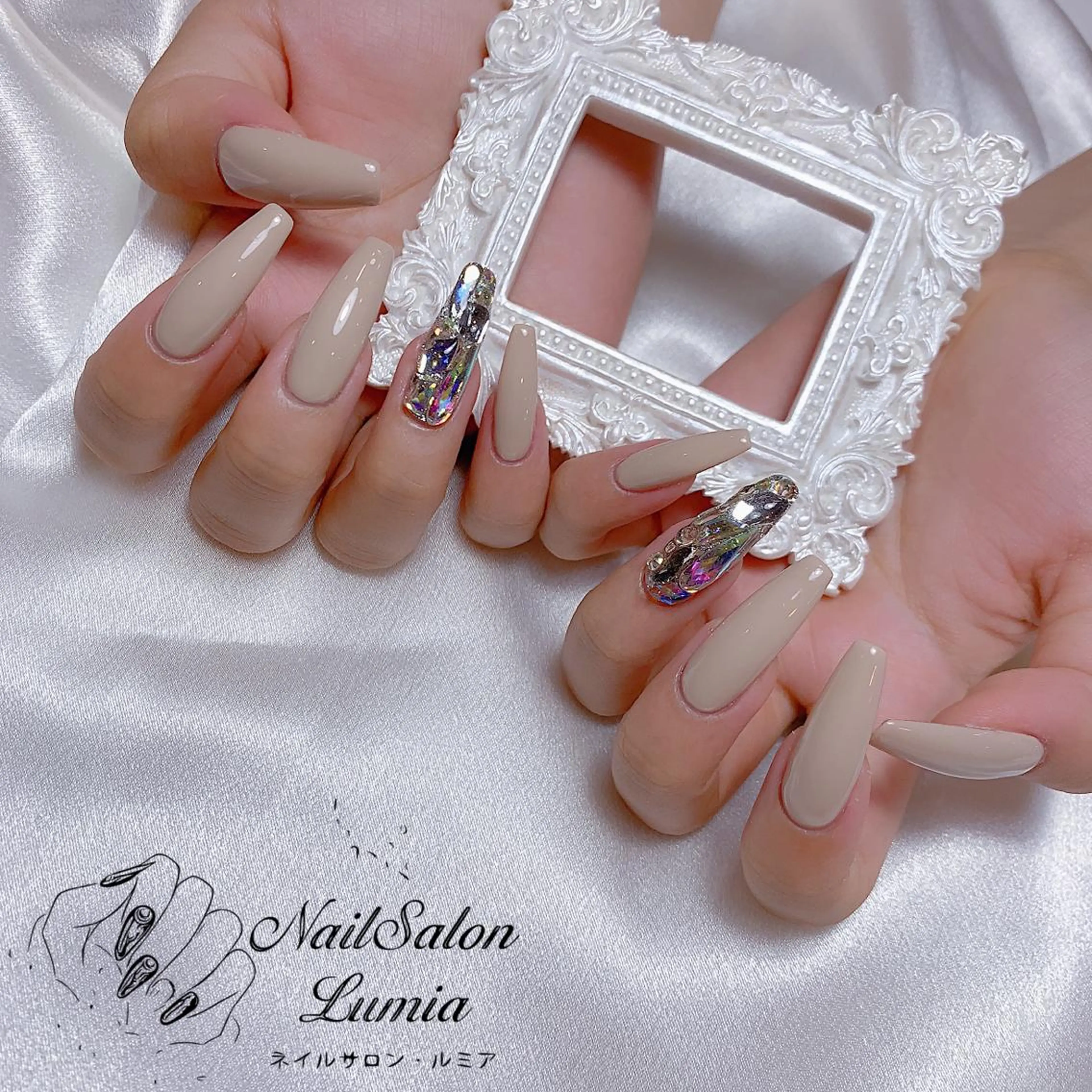ネイル ハンドネイル ネイルサロン ルミア Lumia 店長のネイルデザイン