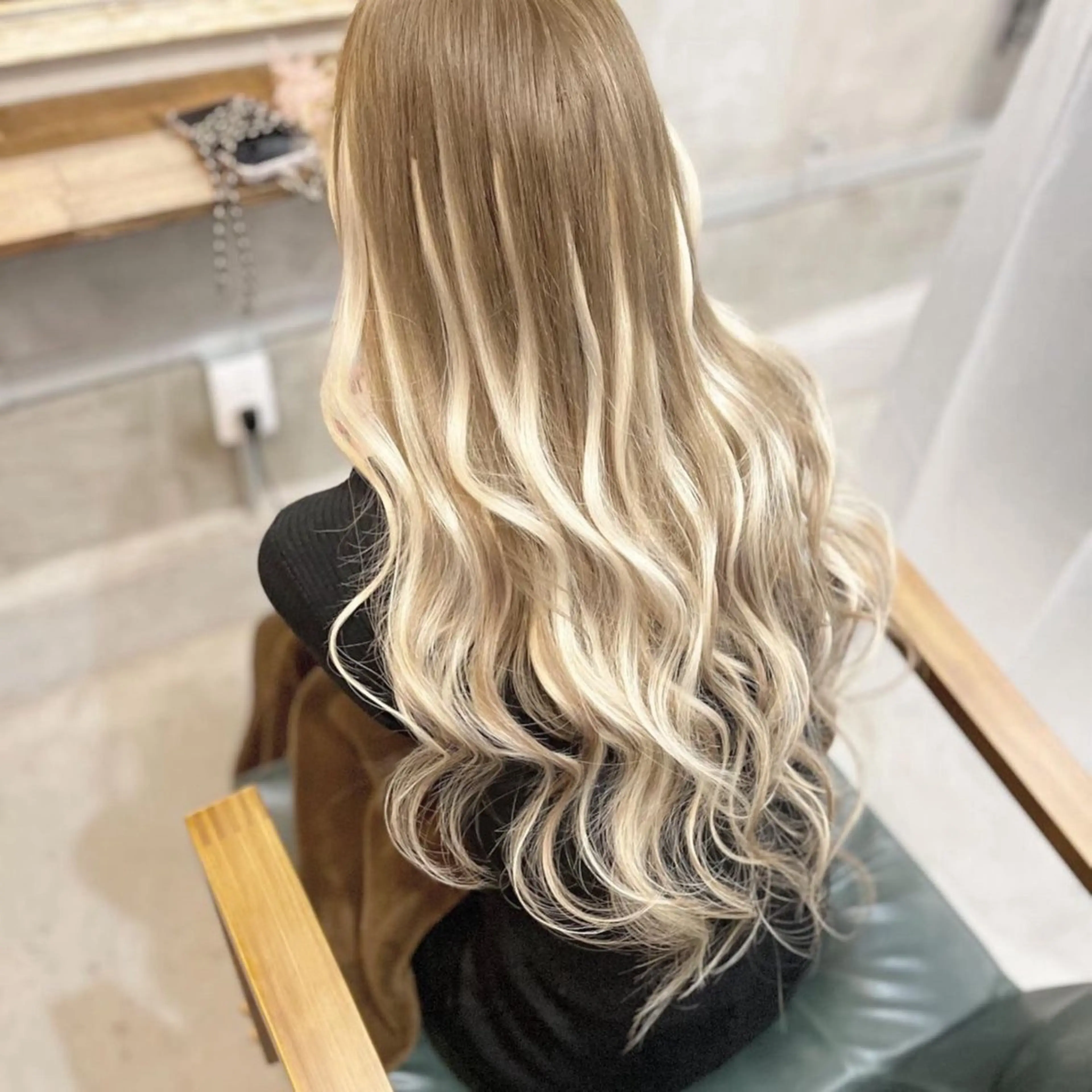 セミロング カラー プルエクステ シールエクステ セミロングパーマ 黒髪 ブリーチ カット ヘアカラー エクステ 💎ルフレ歌舞伎町 💎プルエクステのヘアスタイル