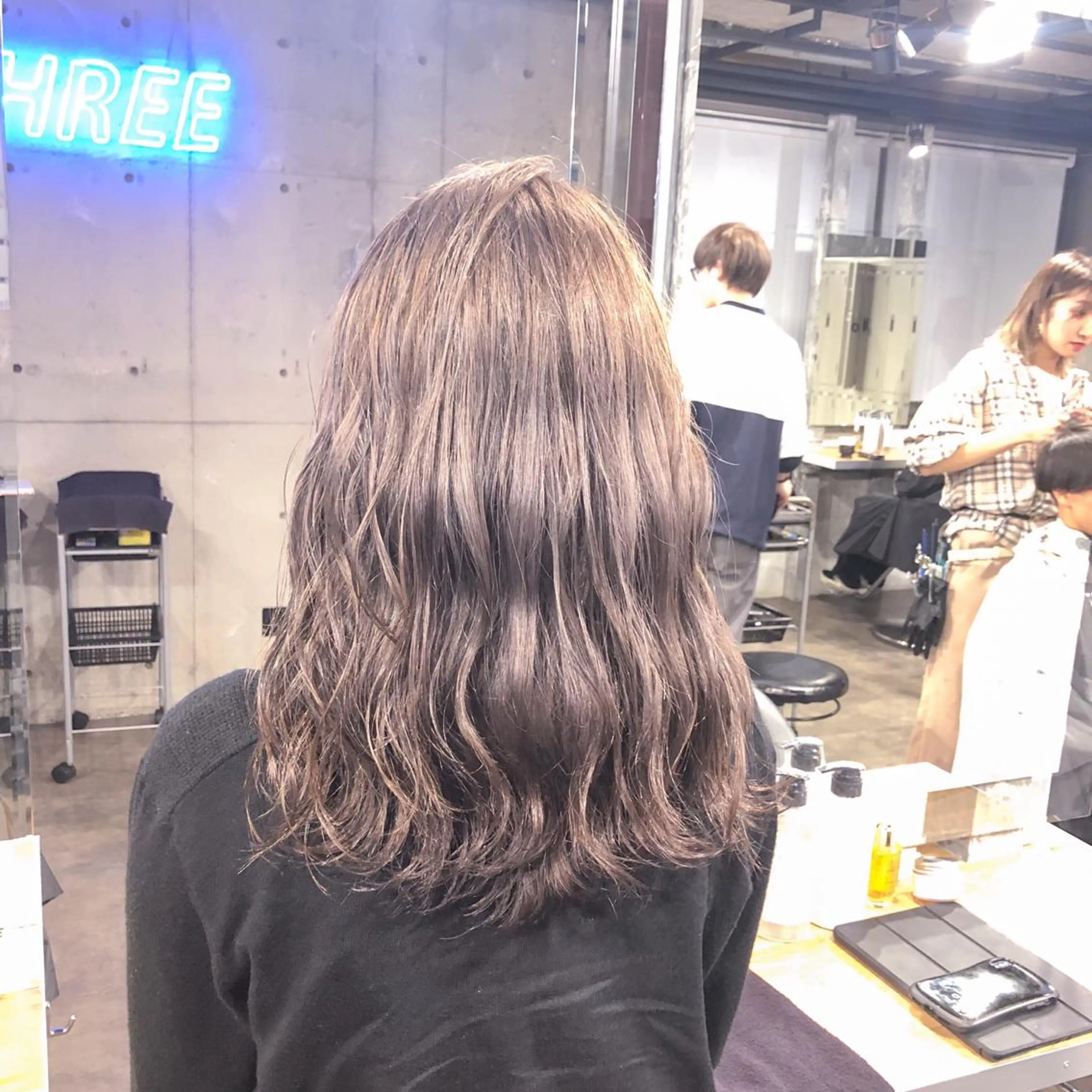 ミディアム カラー カット ヘアカラー 🔷似合わせのプロ KUMA🔷のヘアスタイル