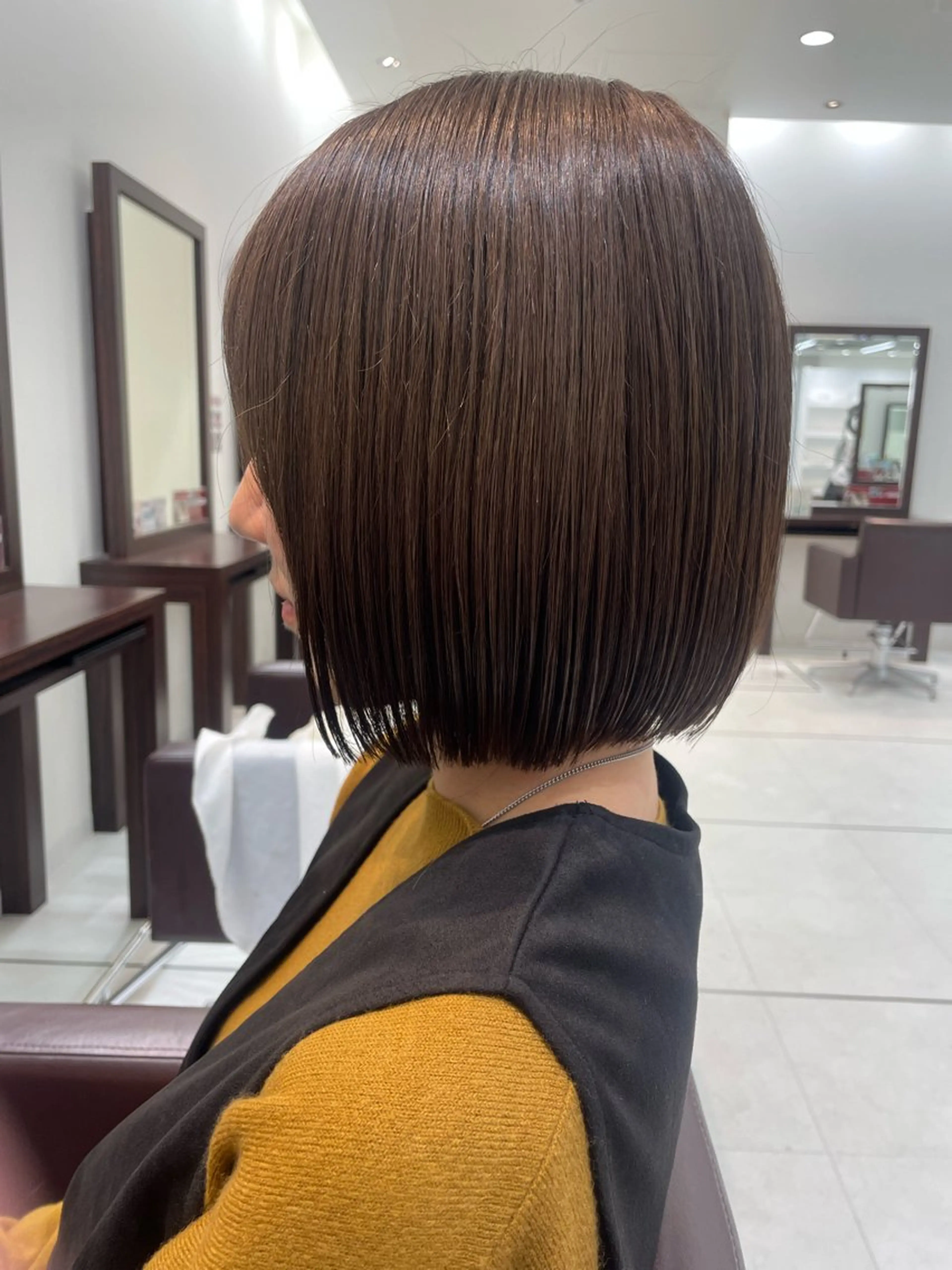 ショート カラー ブラウンカラー オリーブブラウン ボブ TAYA千葉そごう店所属・【千葉駅南口歩1分】 MAKAのヘアスタイル