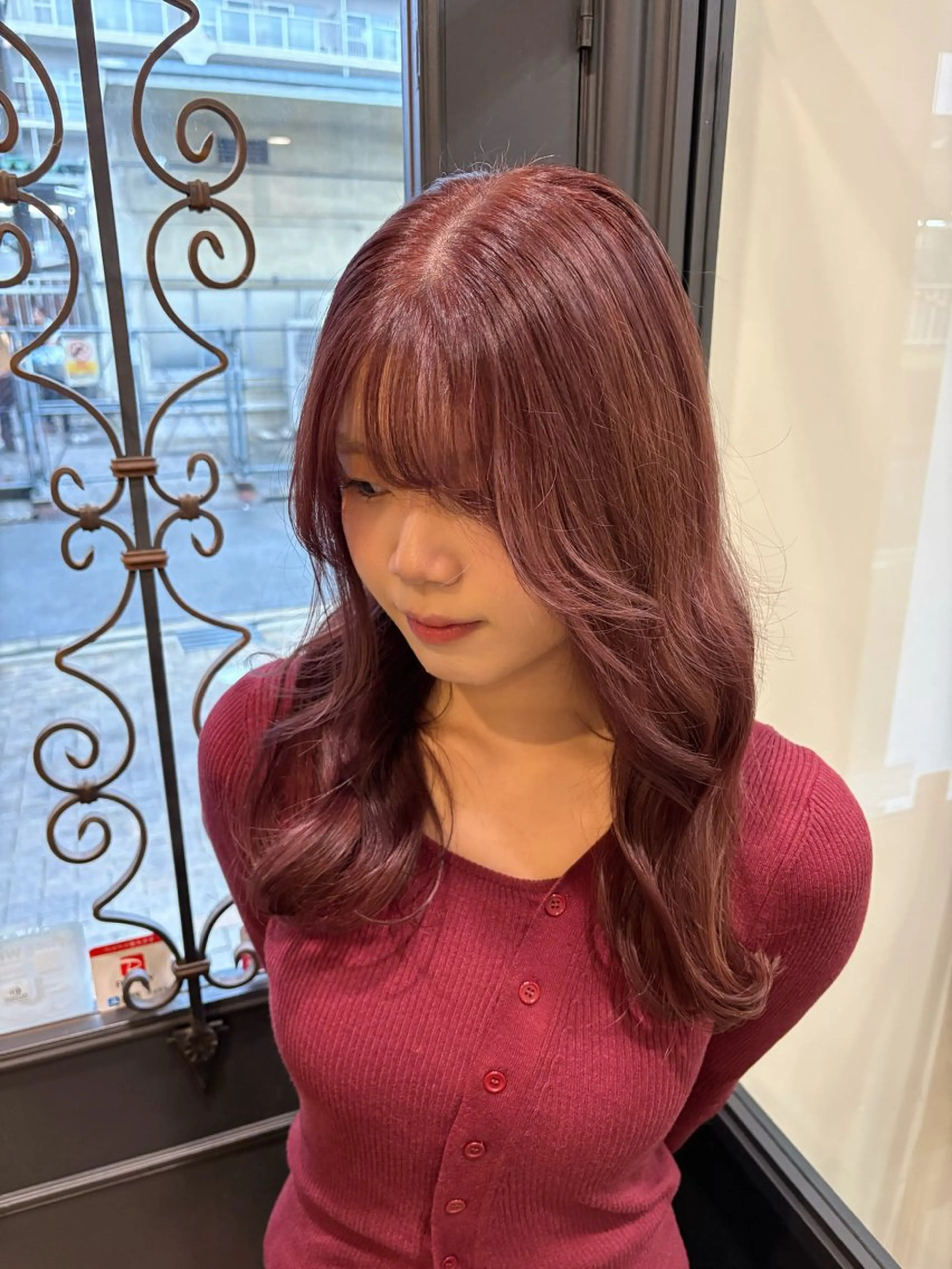 ロング カラー ヘアカラー しおり🍬 KOKORO🤍のヘアスタイル