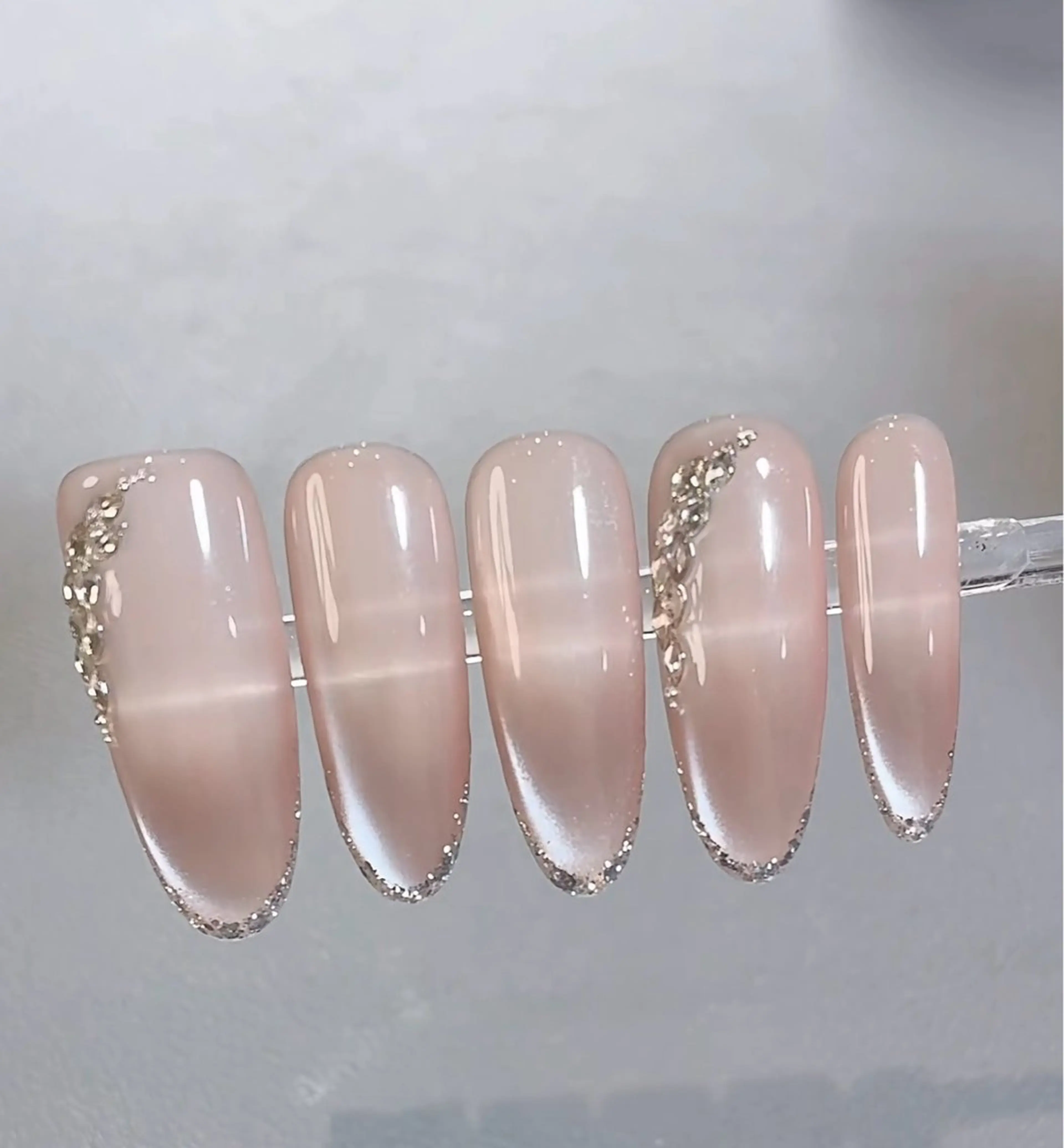 ネイル ETELUNA Nail 銀座店【パラジェル/フィルイン/チップスカルプ/マグネット/ニュアンス】所属・周 テイのネイルデザイン