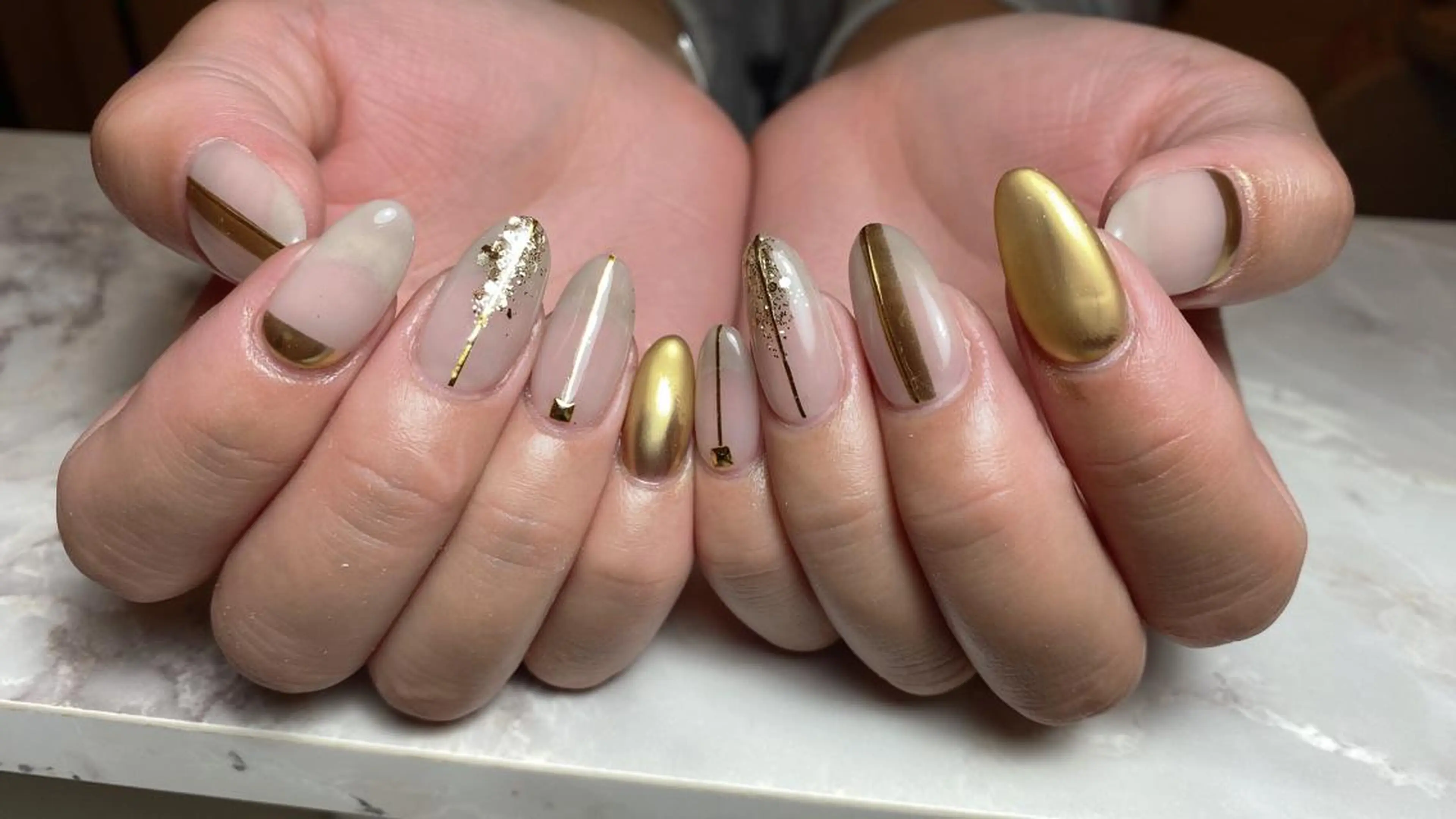 【ご新規様限定】ハンドBコース(初回ジェルオフ無料)デザイン/ニュアンス10本・手書き・立体アート6本迄の写真