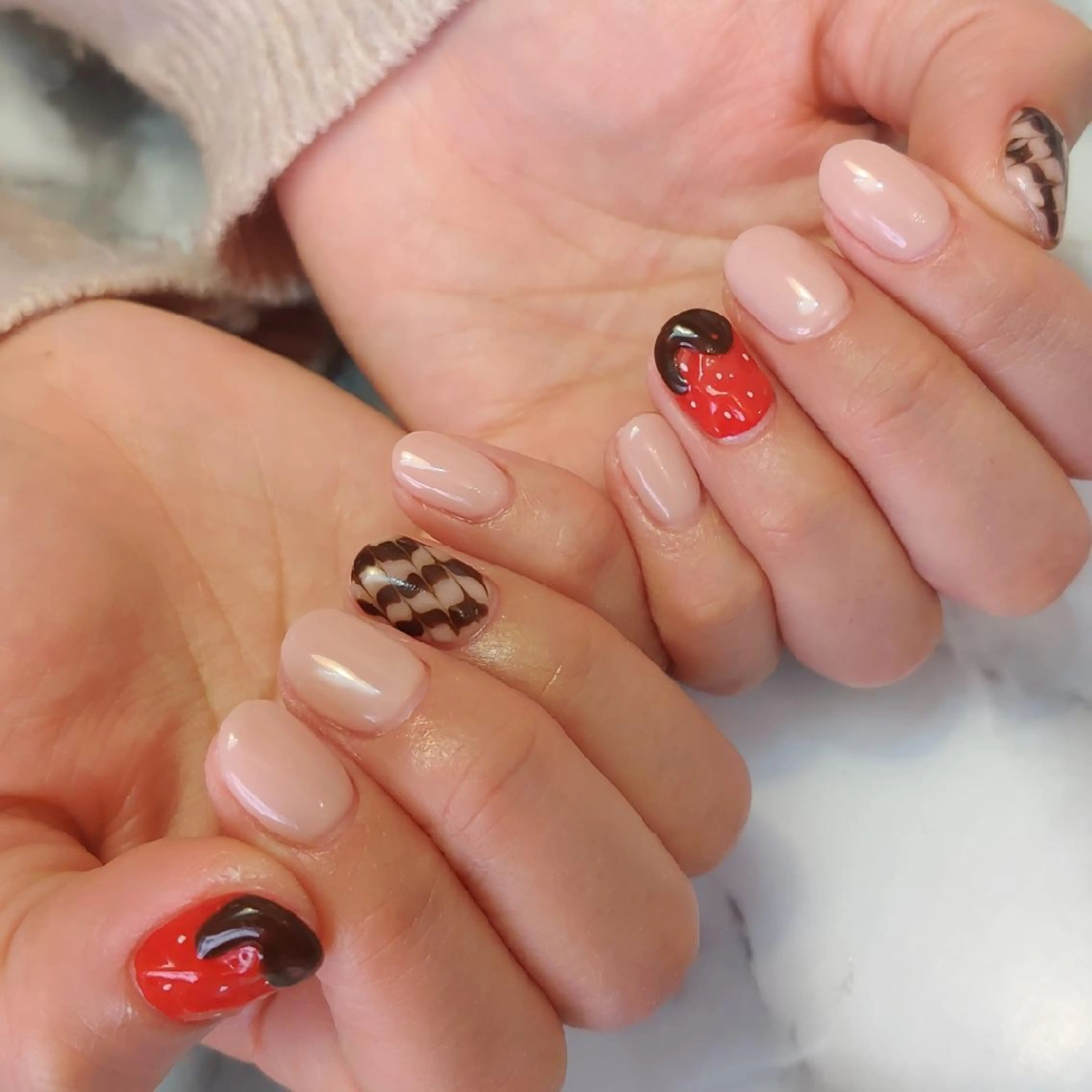 ネイル ジェヌインネイル 河内のネイルデザイン