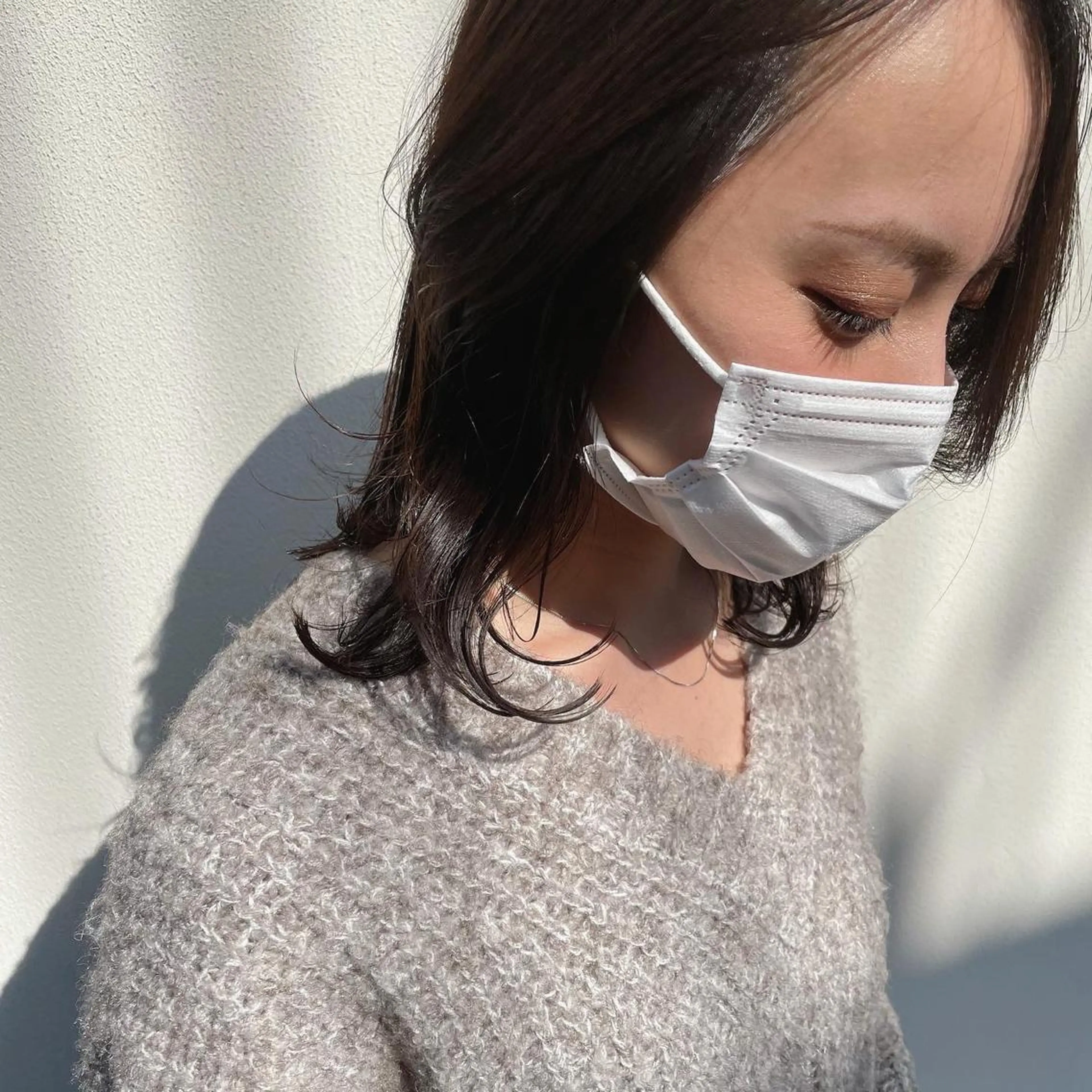 ミディアム カラー ブリーチなしで透け感 暖色カラーボブaoiのヘアスタイル