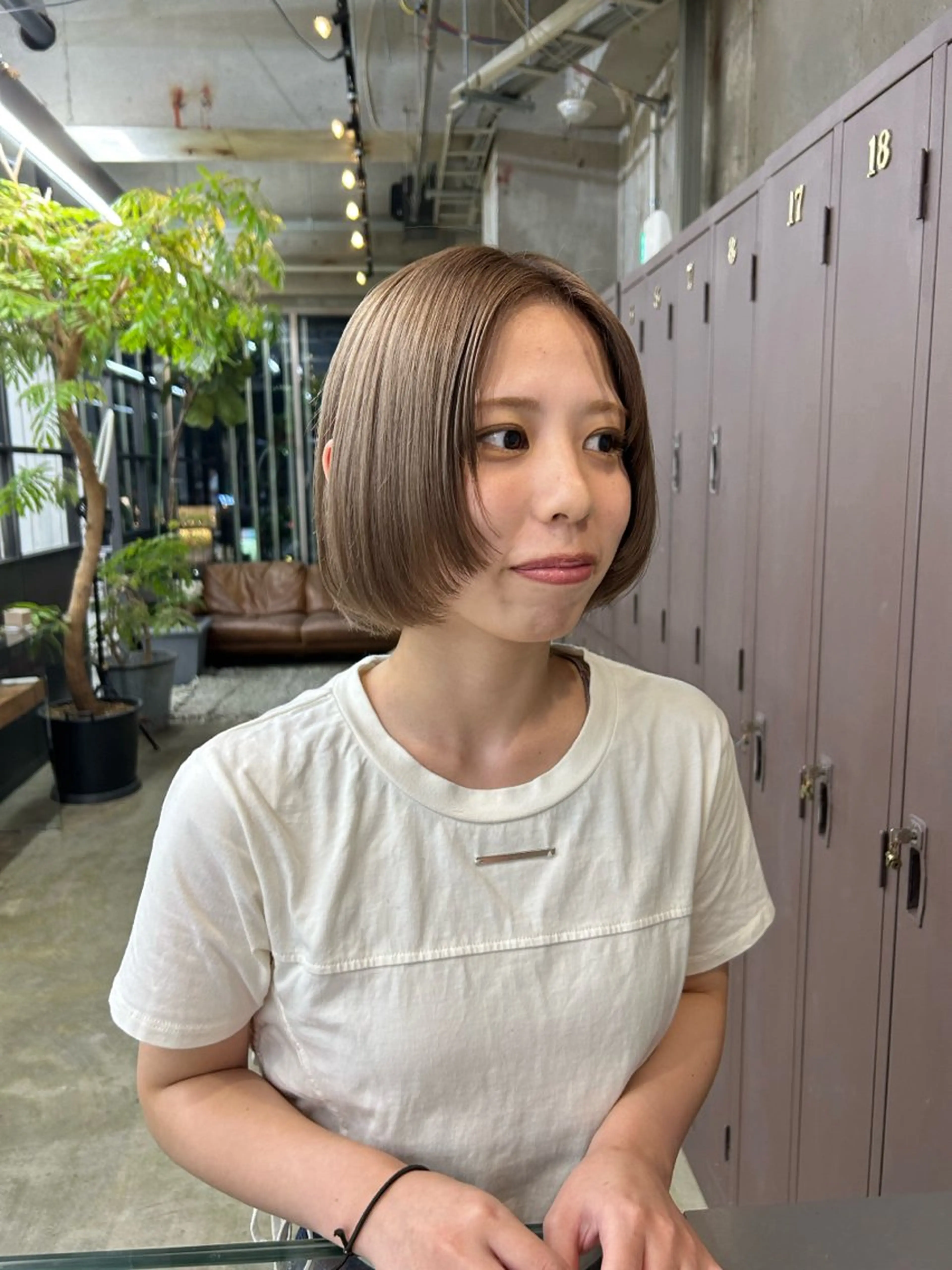 ミディアム カラー ブリーチ カット ヘアカラー 小川真歩/パーマ /暖色オリーブのヘアスタイル