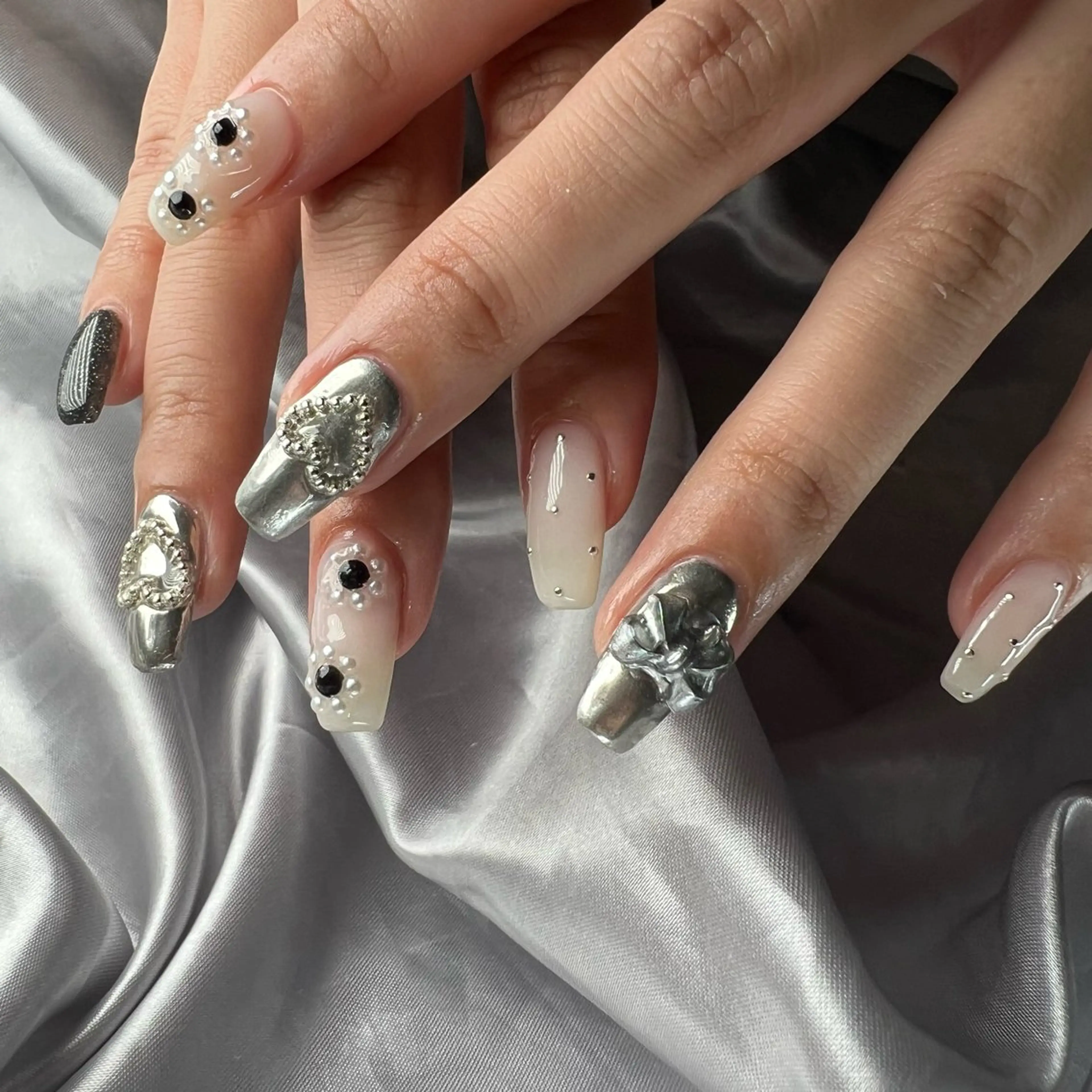 ネイル ジェルネイル 韓国ネイル パラジェル You kyehwaのネイルデザイン