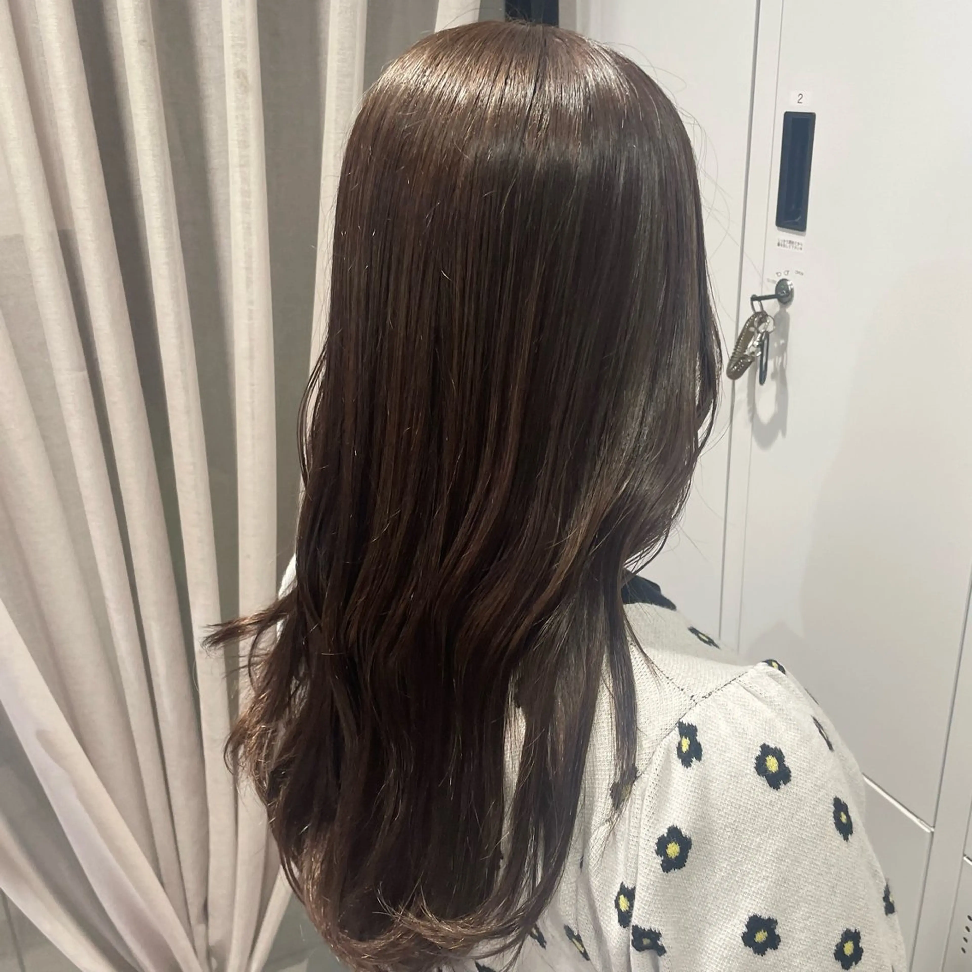 ロング ヘアカラー トリートメント ハルカ/暖色カラー/ ブリーチカラーのヘアスタイル