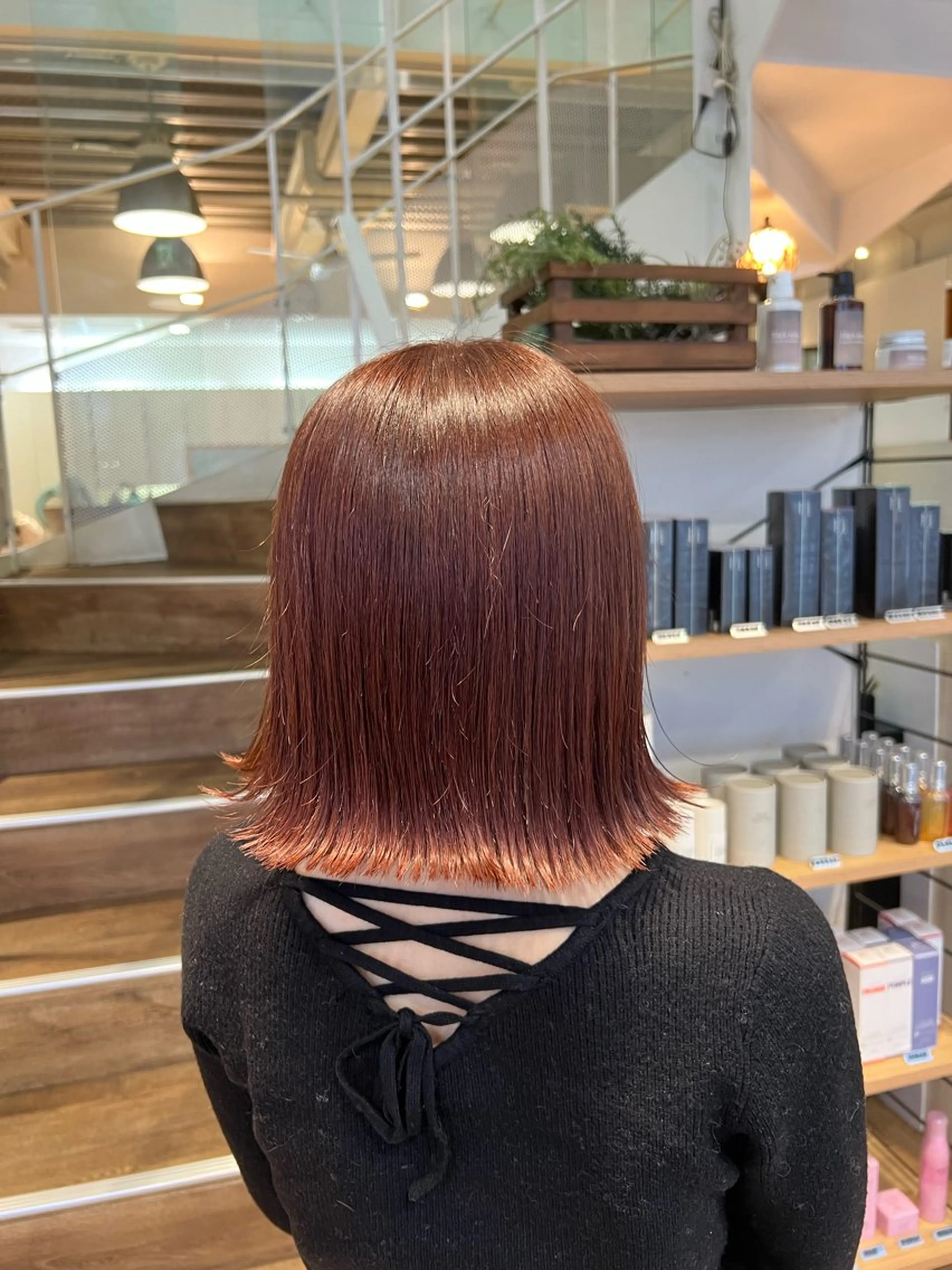 ミディアム カラー 切りっぱなしボブ ボブ カット ヘアカラー トリートメント インナーカラー♡ Nanakoのヘアスタイル